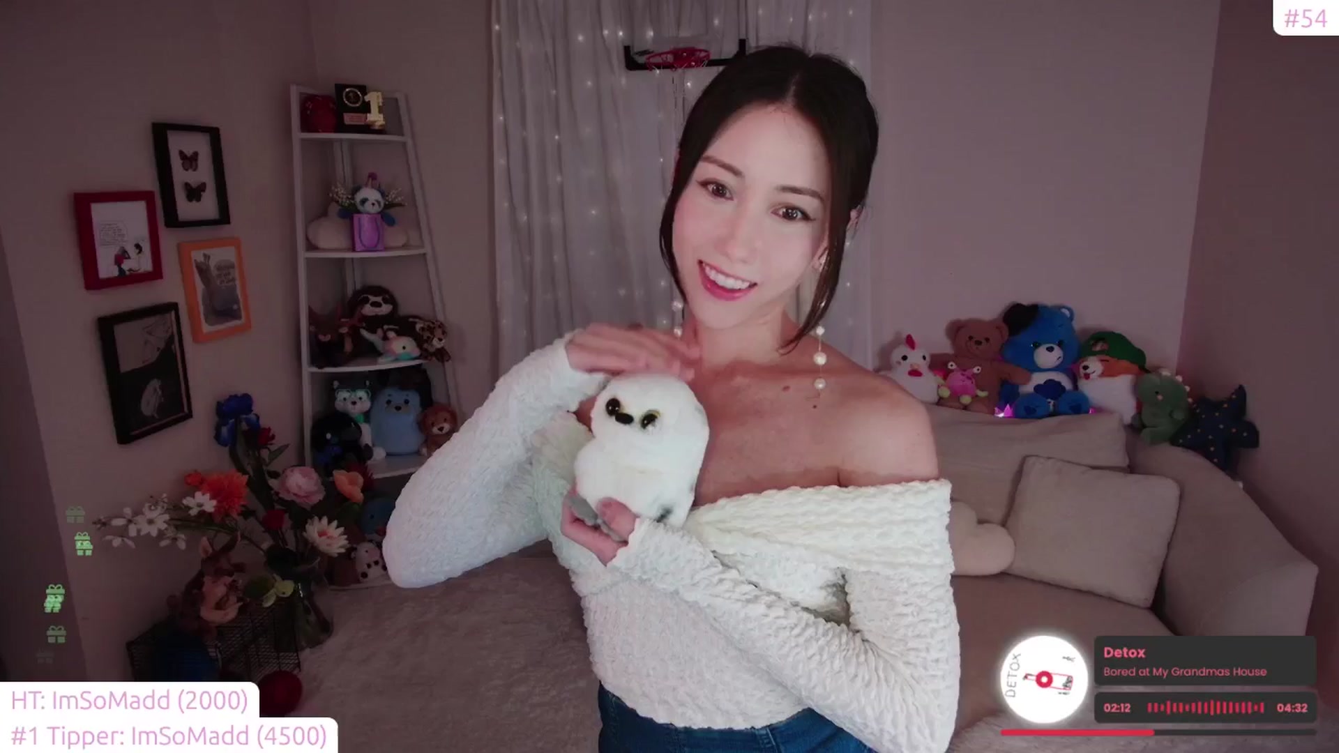 Gallery image thumbnail from lea_amano's myfreecams stream on, 09/07/2024, 04:28 image 4 of 20