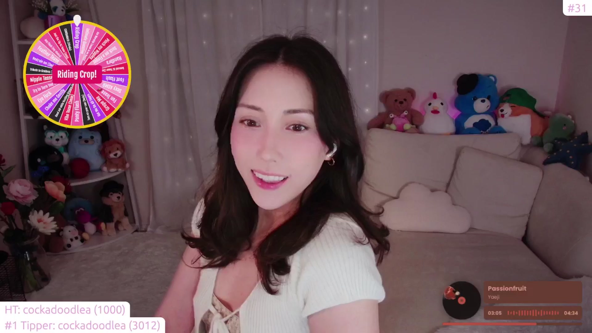 Gallery image thumbnail from lea_amano's myfreecams stream on, 09/15/2024, 03:49 image 11 of 20