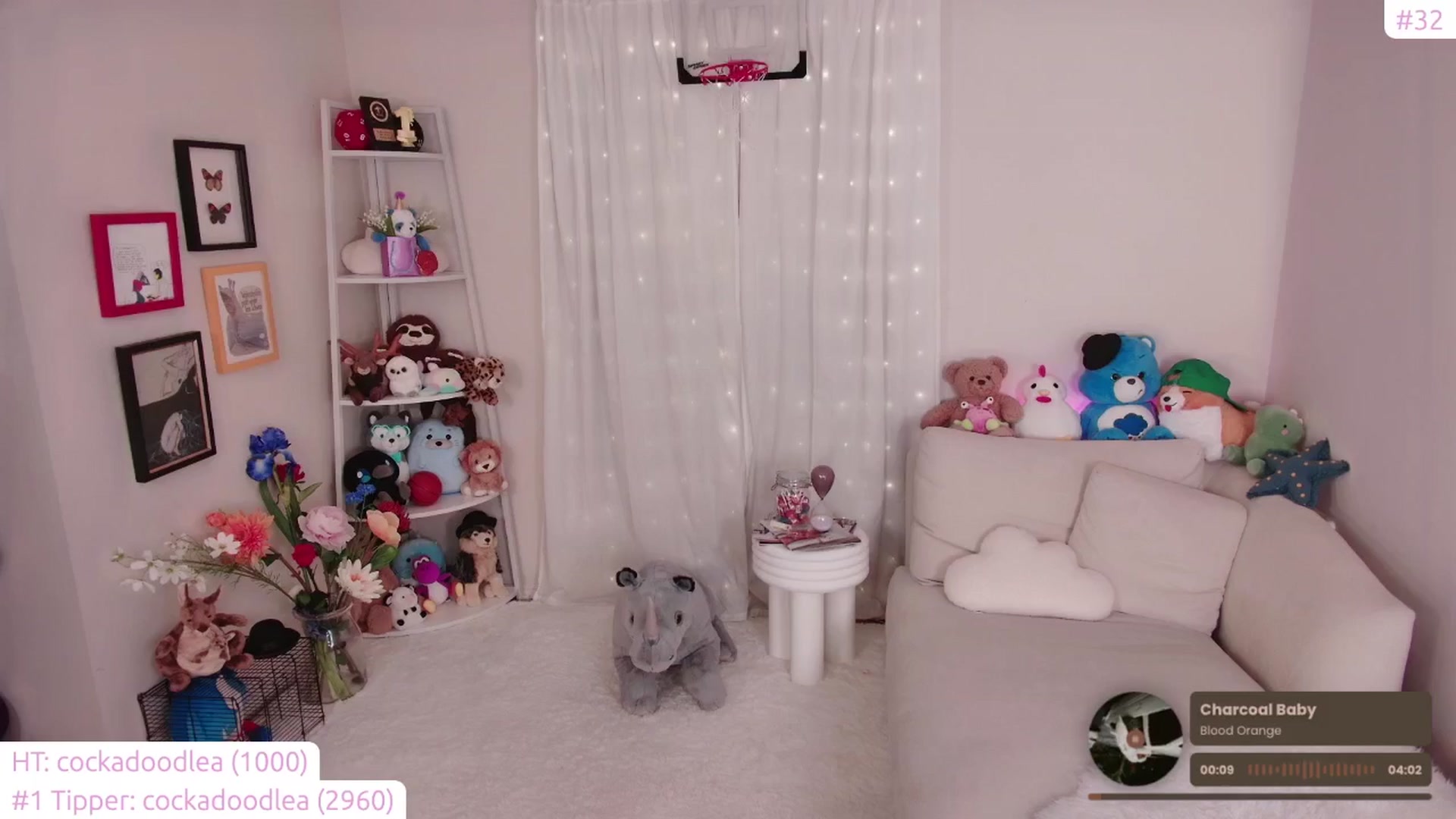 Gallery image thumbnail from lea_amano's myfreecams stream on, 09/15/2024, 03:49 image 8 of 20