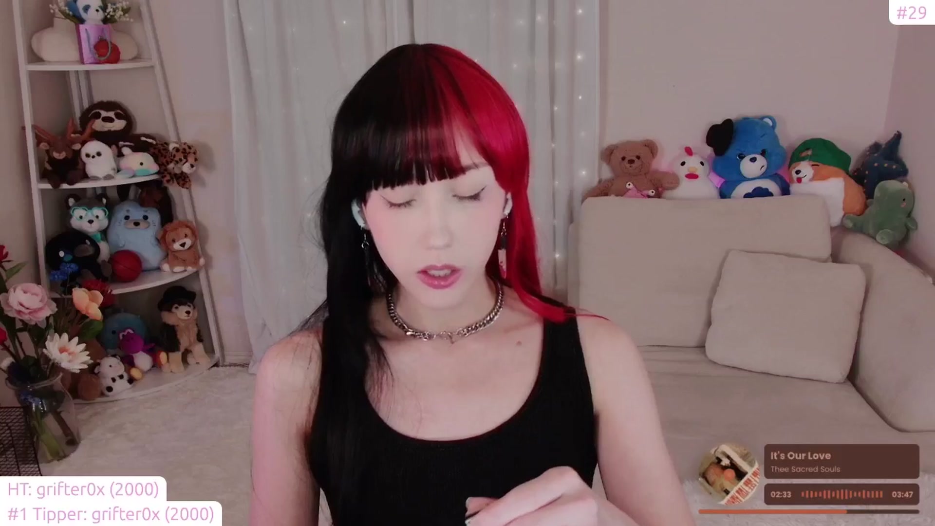 Gallery image thumbnail from lea_amano's myfreecams stream on, 09/29/2024, 06:36 image 9 of 20