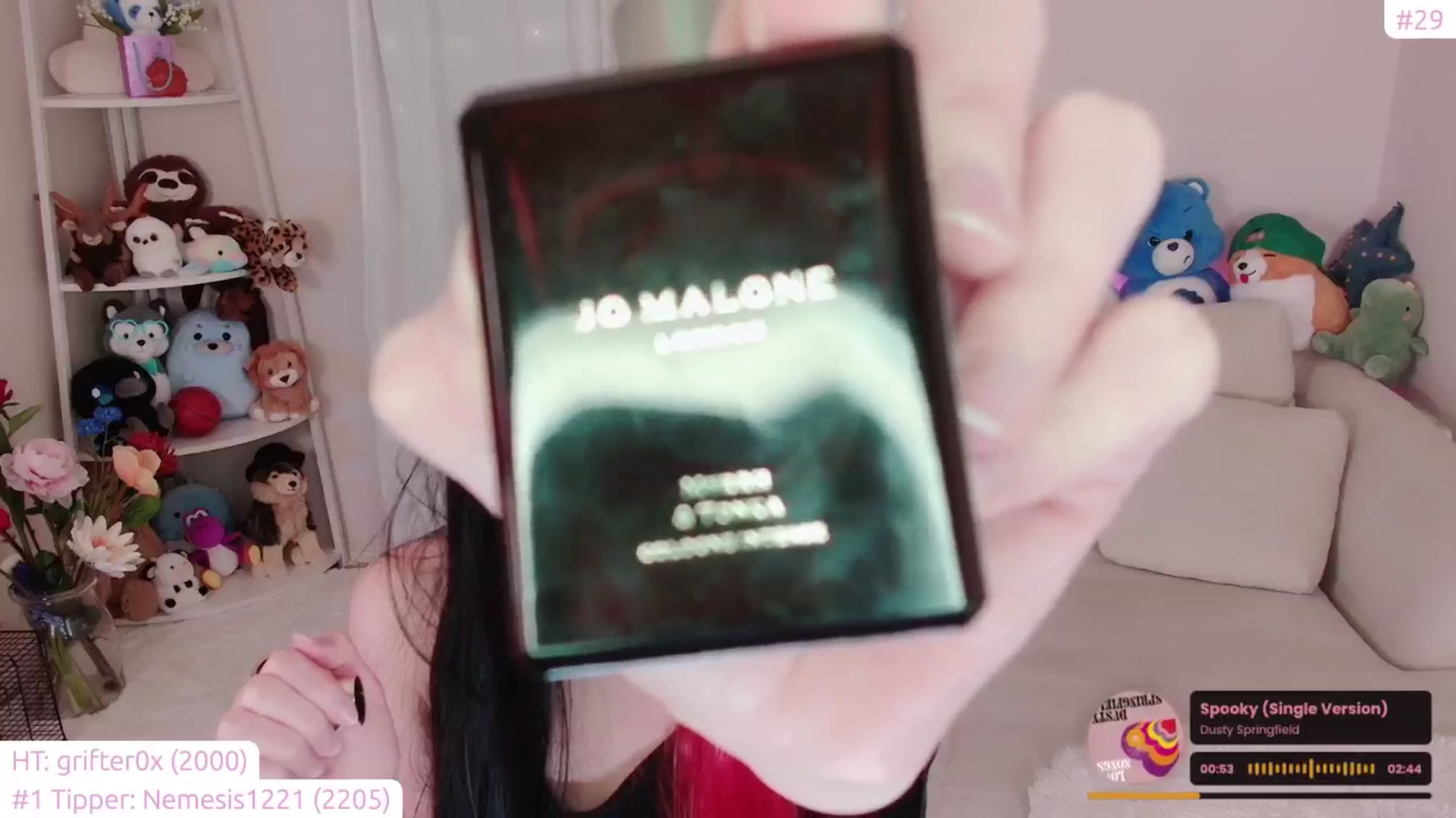 Gallery image thumbnail from lea_amano's myfreecams stream on, 09/29/2024, 06:36 image 10 of 20