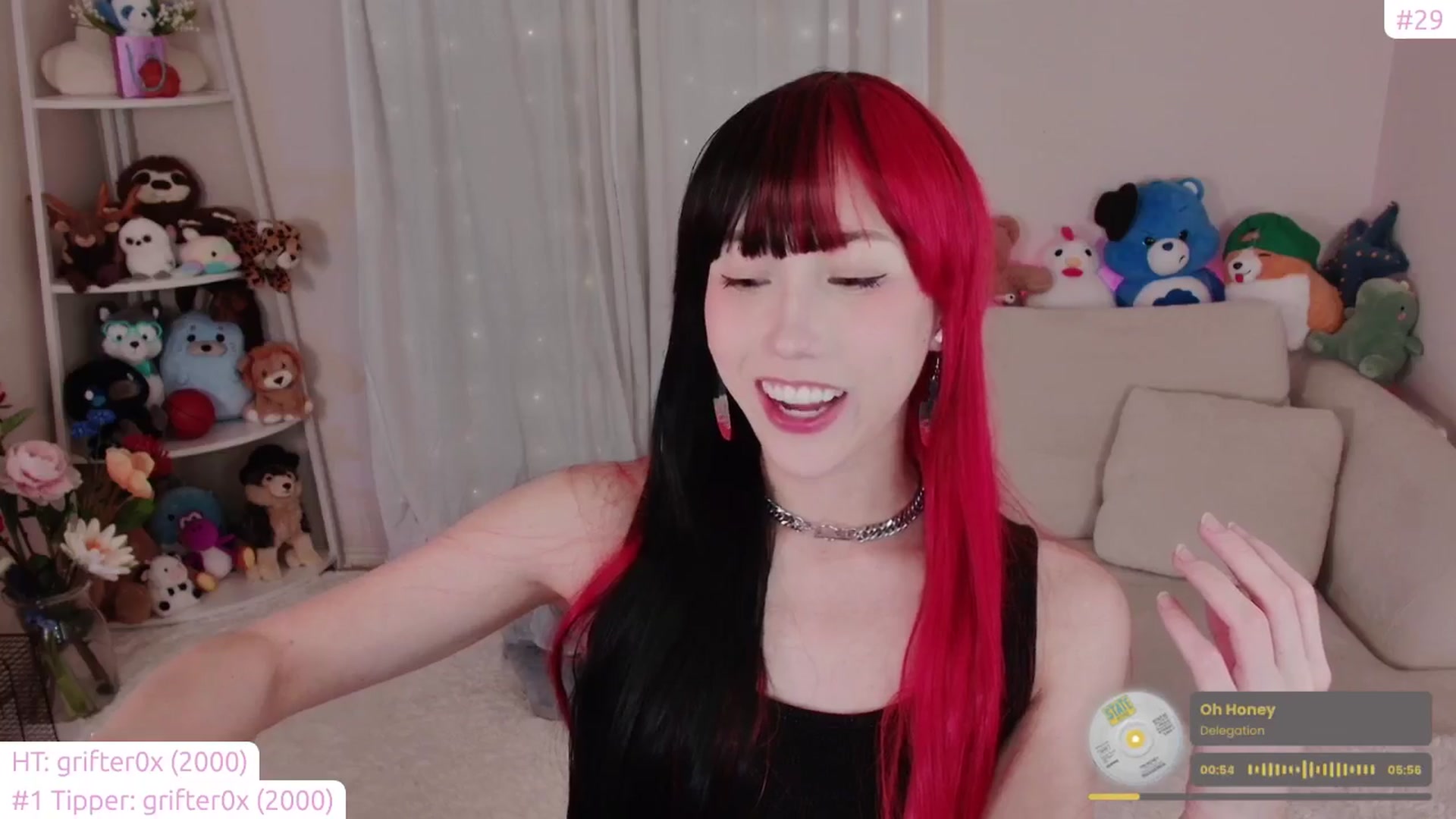 Gallery image thumbnail from lea_amano's myfreecams stream on, 09/29/2024, 06:36 image 8 of 20