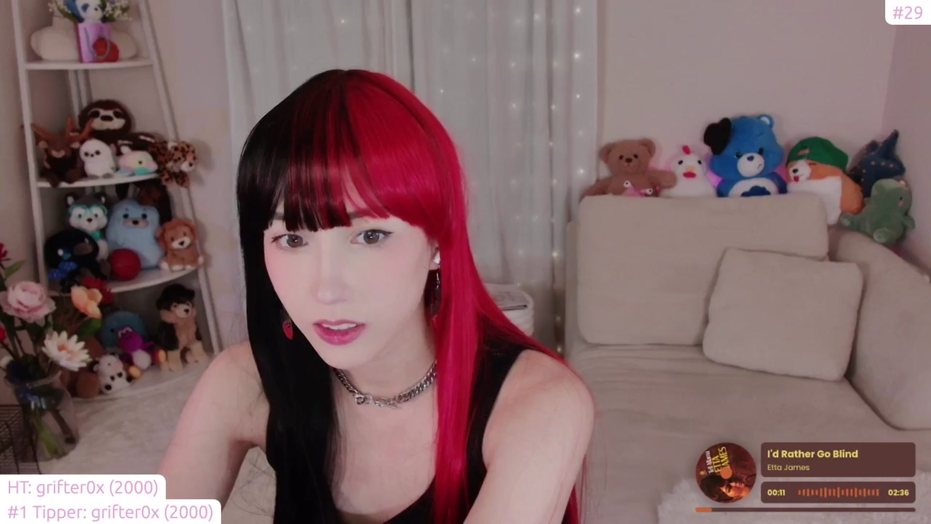 Gallery image thumbnail from lea_amano's myfreecams stream on, 09/29/2024, 06:36 image 6 of 20