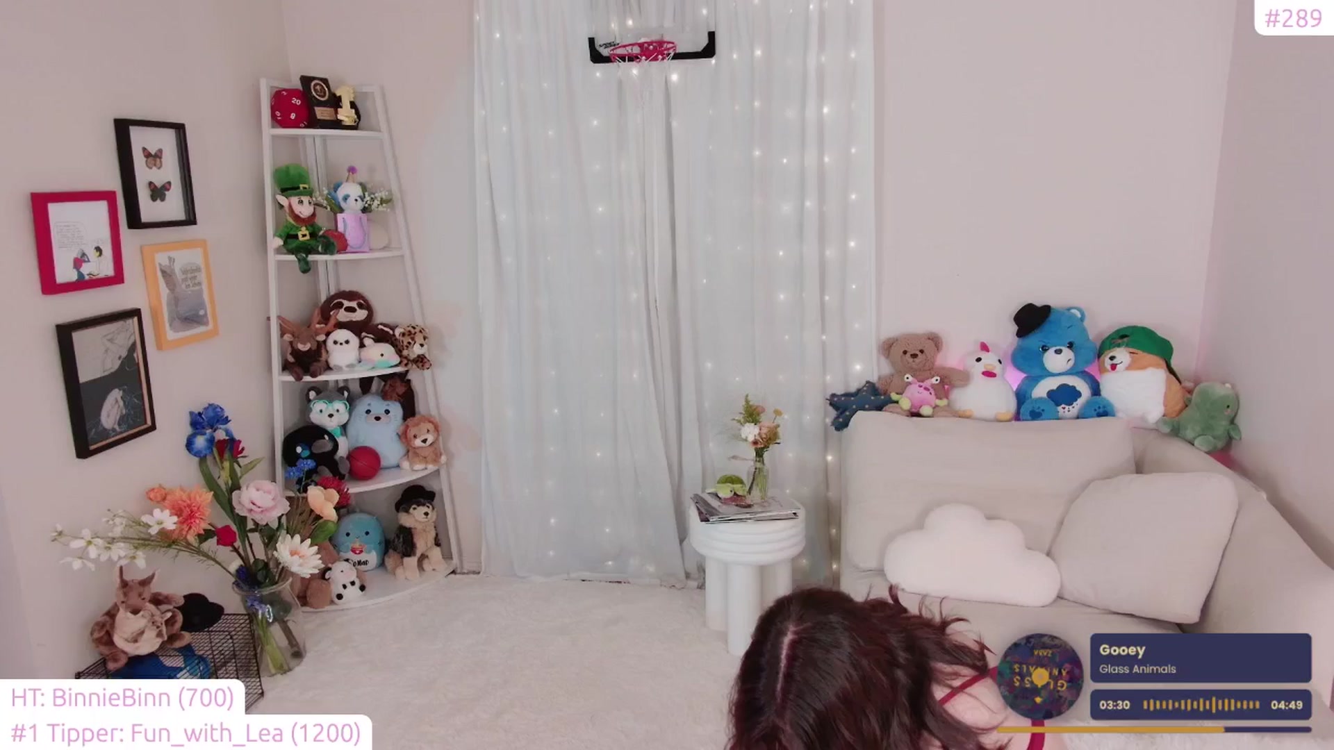 Gallery image thumbnail from lea_amano's myfreecams stream on, 10/03/2024, 05:22 image 9 of 20