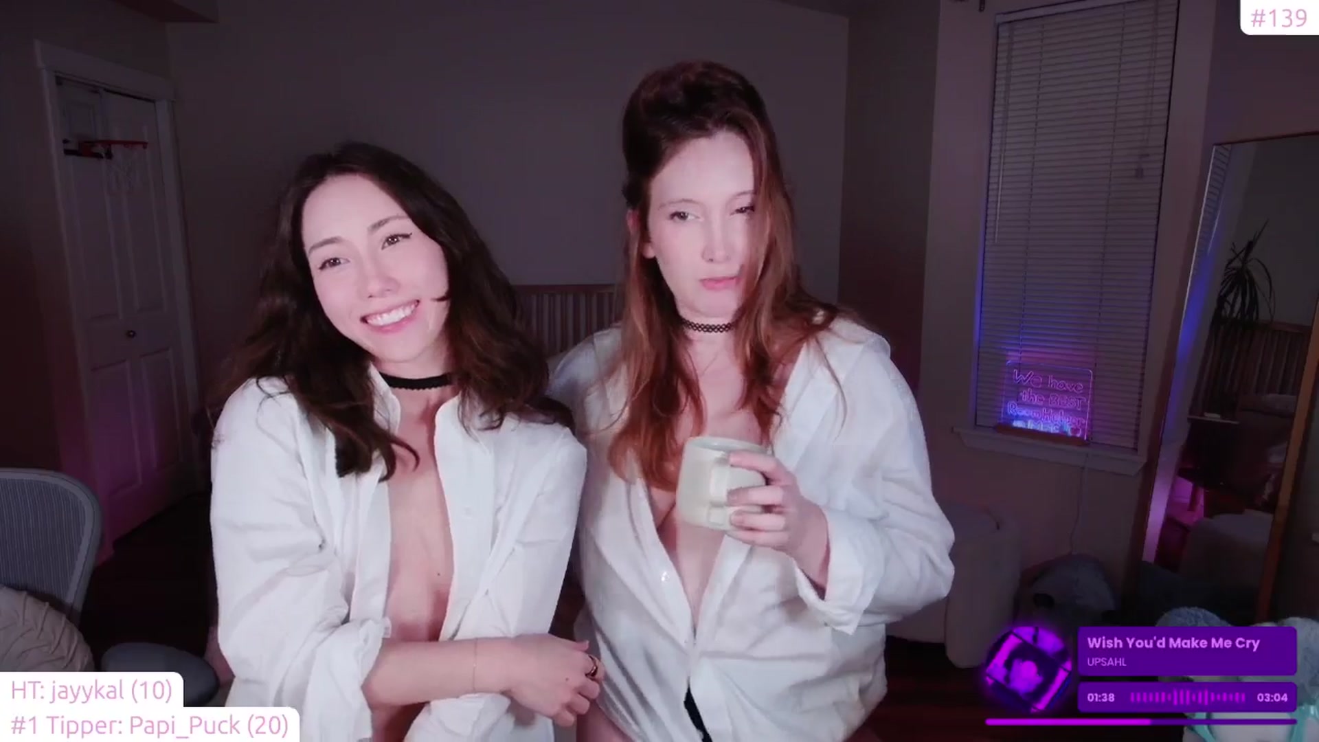 Gallery image thumbnail from lea_amano's myfreecams stream on, 10/23/2024, 07:16 image 20 of 20