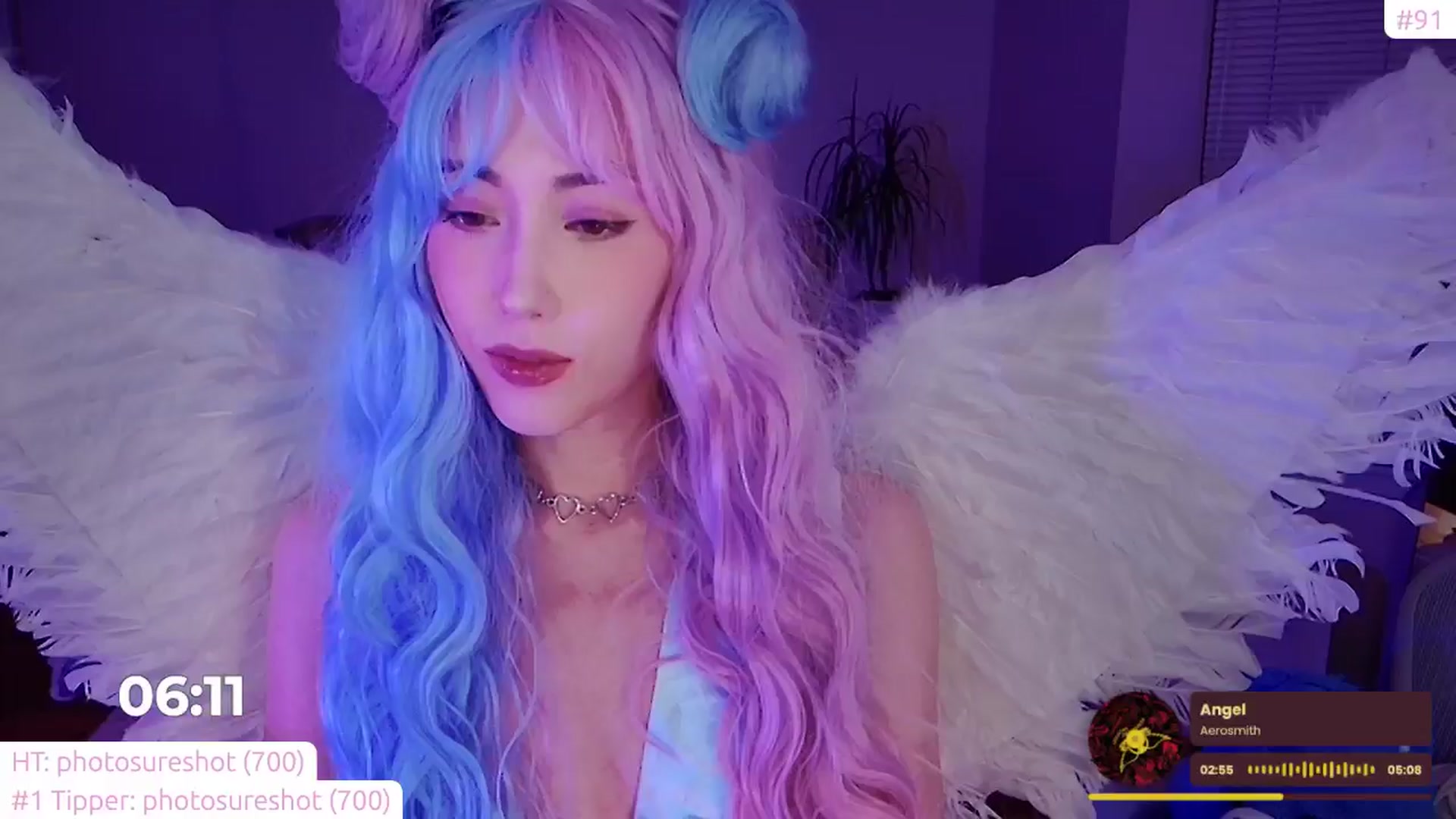 Gallery image thumbnail from lea_amano's myfreecams stream on, 10/30/2024, 06:52 image 6 of 20