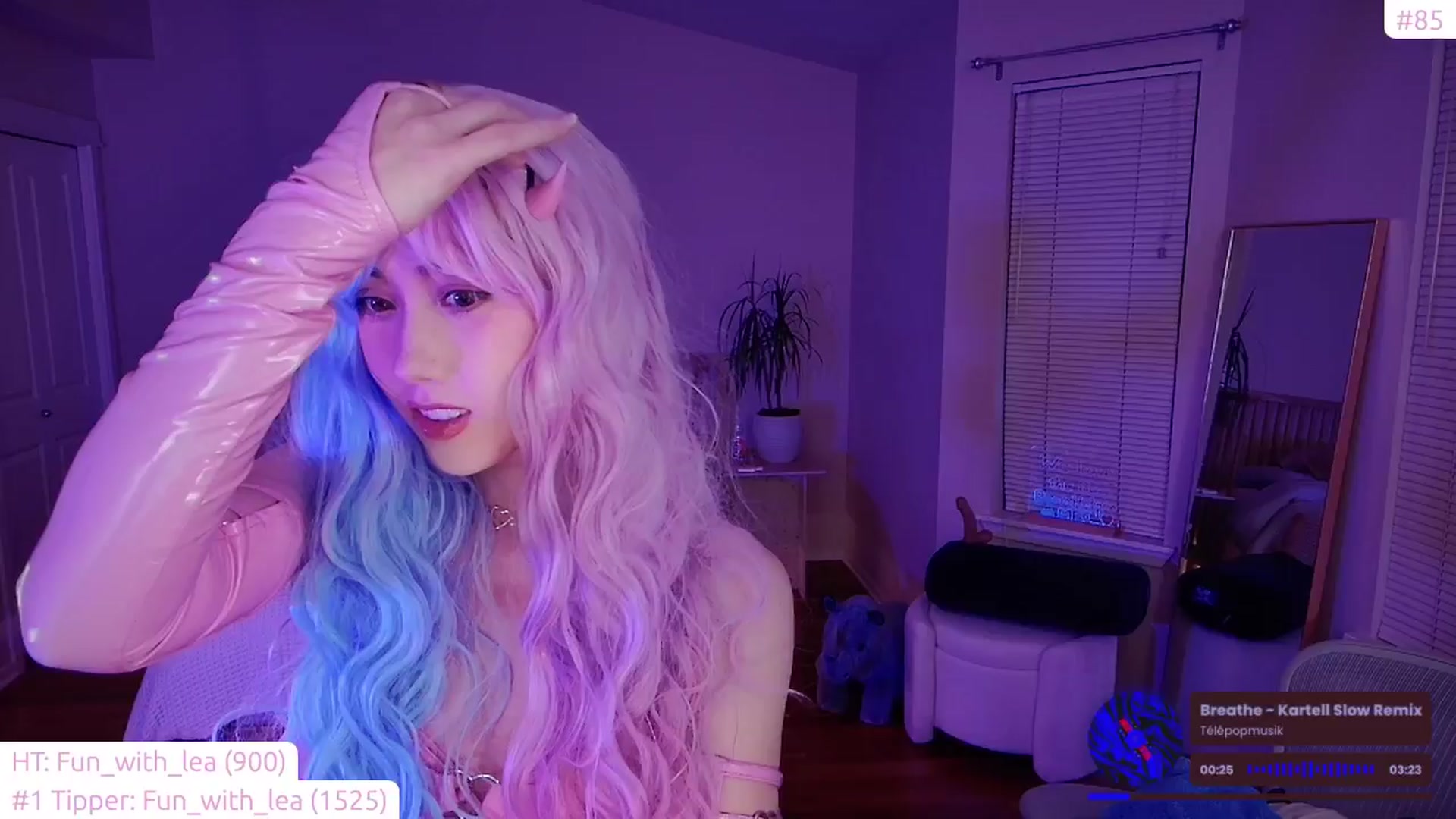 Gallery image thumbnail from lea_amano's myfreecams stream on, 10/30/2024, 06:52 image 11 of 20