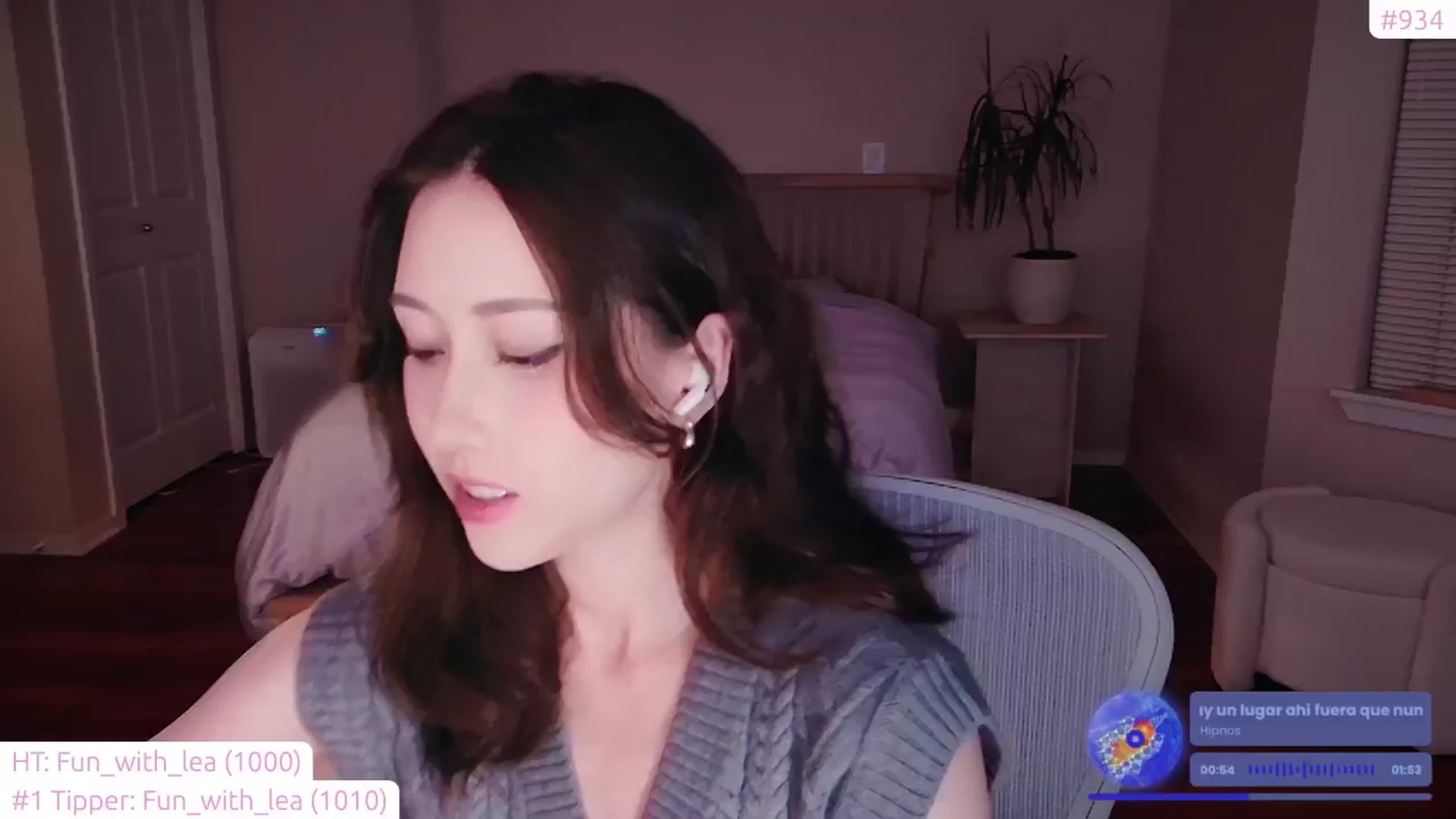 Gallery image thumbnail from lea_amano's myfreecams stream on, 11/04/2024, 07:03 image 9 of 20