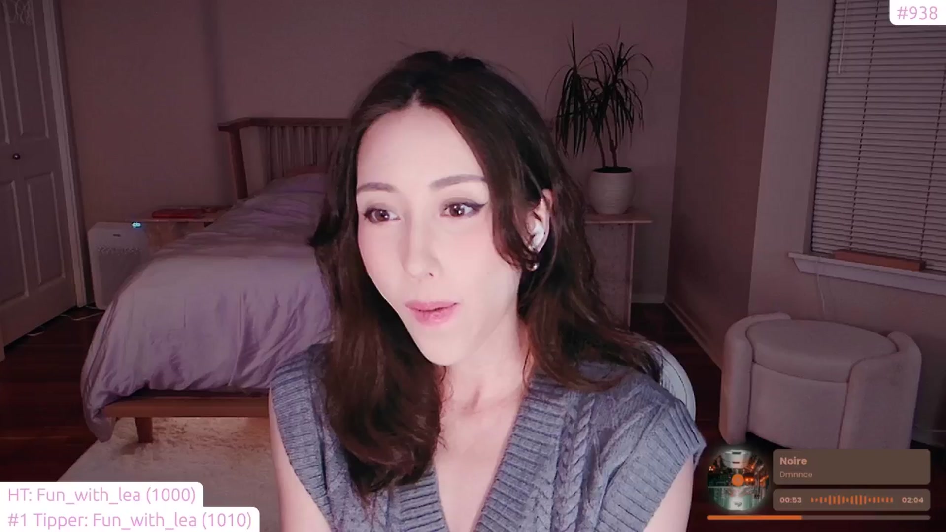 Gallery image thumbnail from lea_amano's myfreecams stream on, 11/04/2024, 07:03 image 8 of 20