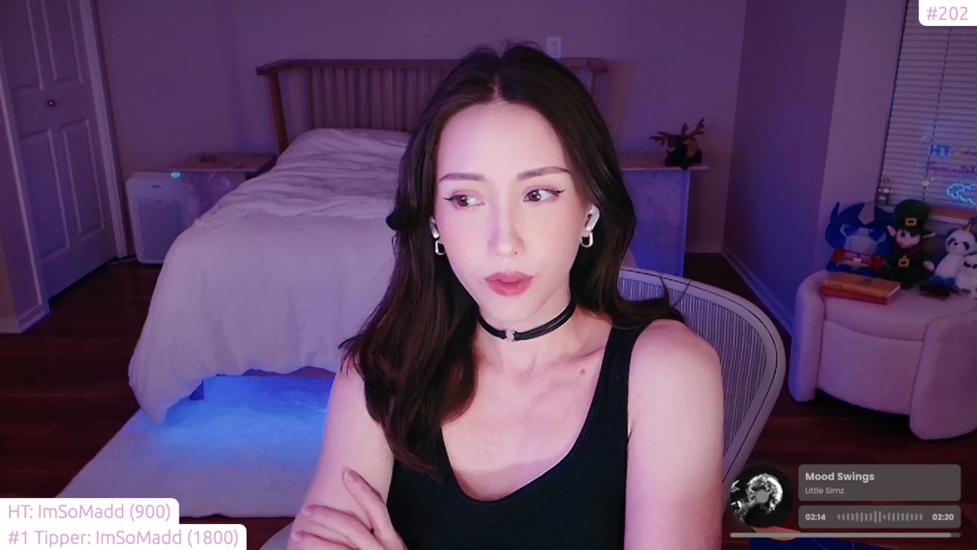 Gallery image thumbnail from lea_amano's myfreecams stream on, 11/13/2024, 04:47 image 9 of 20
