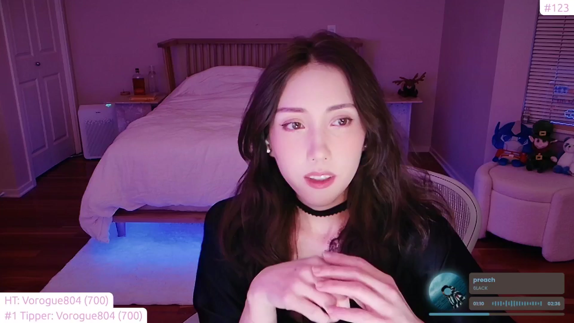 Gallery image thumbnail from lea_amano's myfreecams stream on, 11/16/2024, 07:58 image 2 of 20