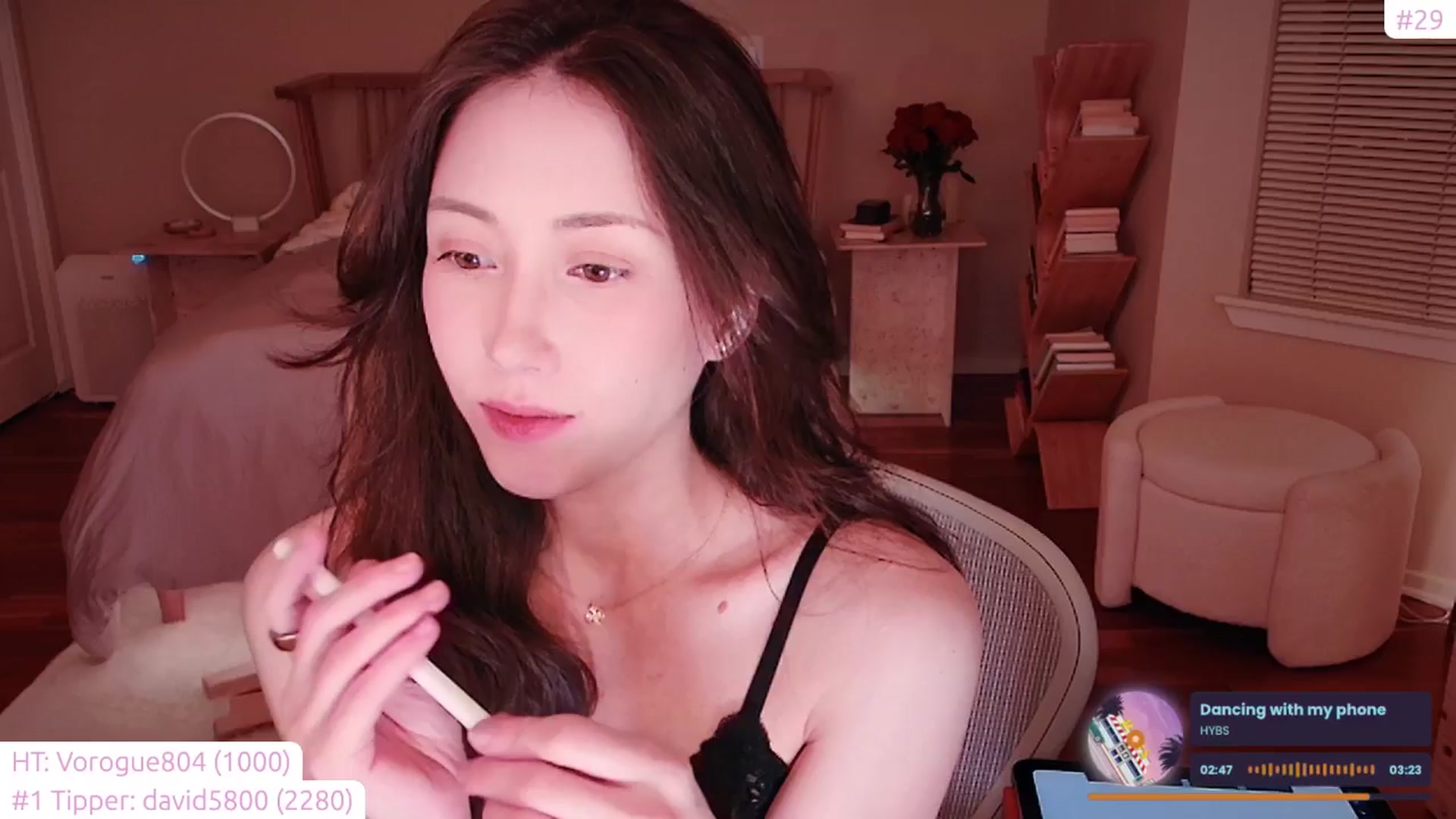 Gallery image thumbnail from lea_amano's myfreecams stream on, 01/11/2025, 07:19 image 15 of 20