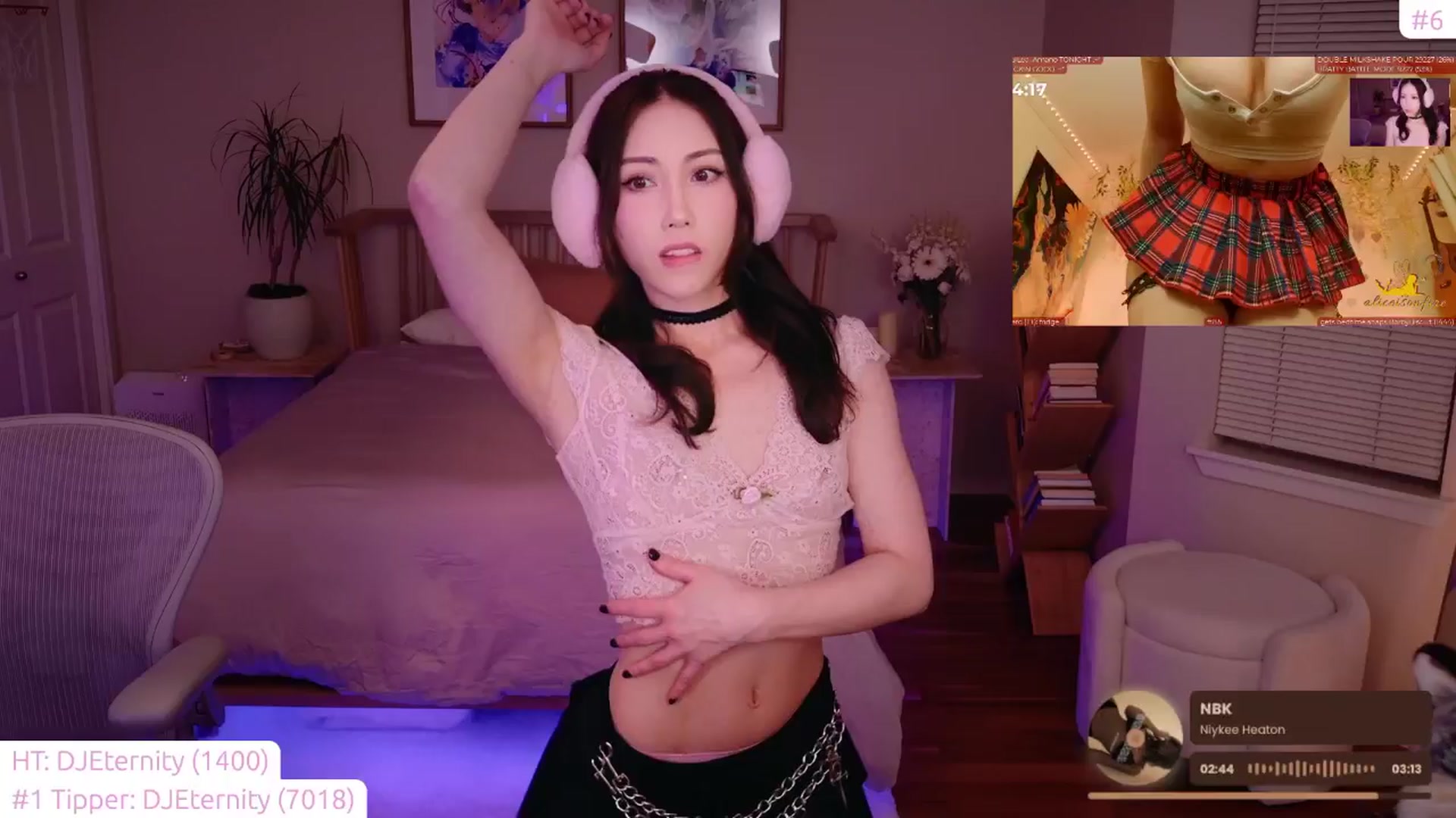 Gallery image thumbnail from lea_amano's myfreecams stream on, 02/01/2025, 04:38 image 13 of 20