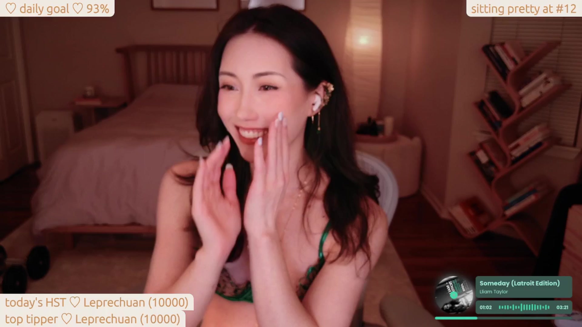 Gallery image thumbnail from lea_amano's myfreecams stream on, 04/19/2025, 08:43 image 11 of 20
