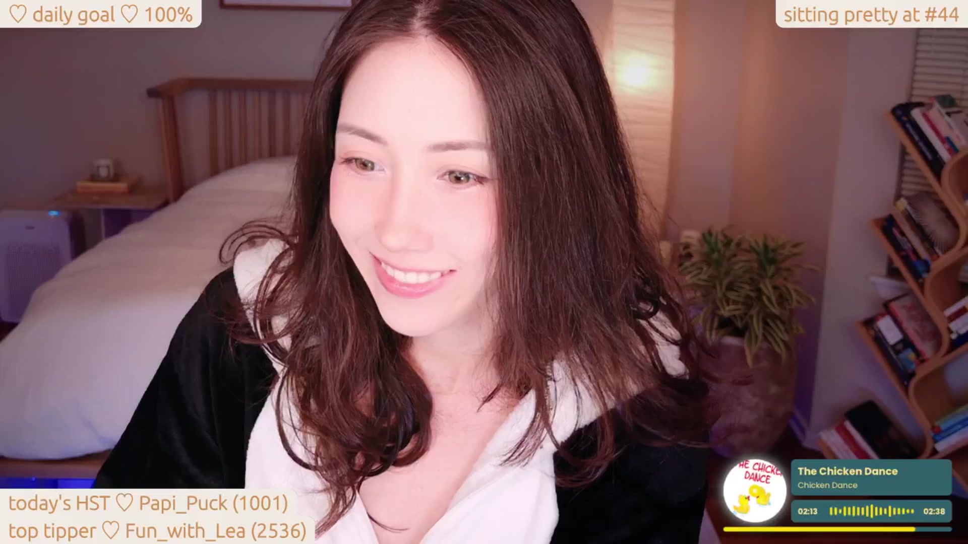 Gallery image thumbnail from lea_amano's myfreecams stream on, 06/28/2025, 07:54 image 9 of 20