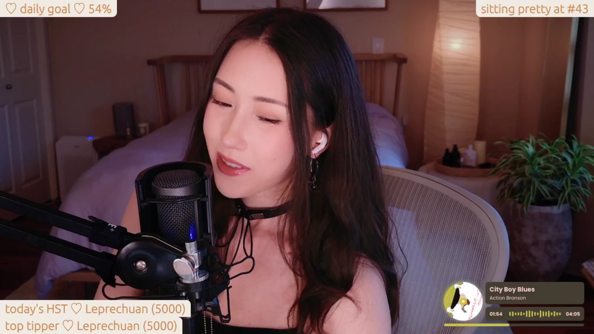 Gallery image thumbnail from lea_amano's myfreecams stream on, 07/24/2025, 02:36 image 2 of 20