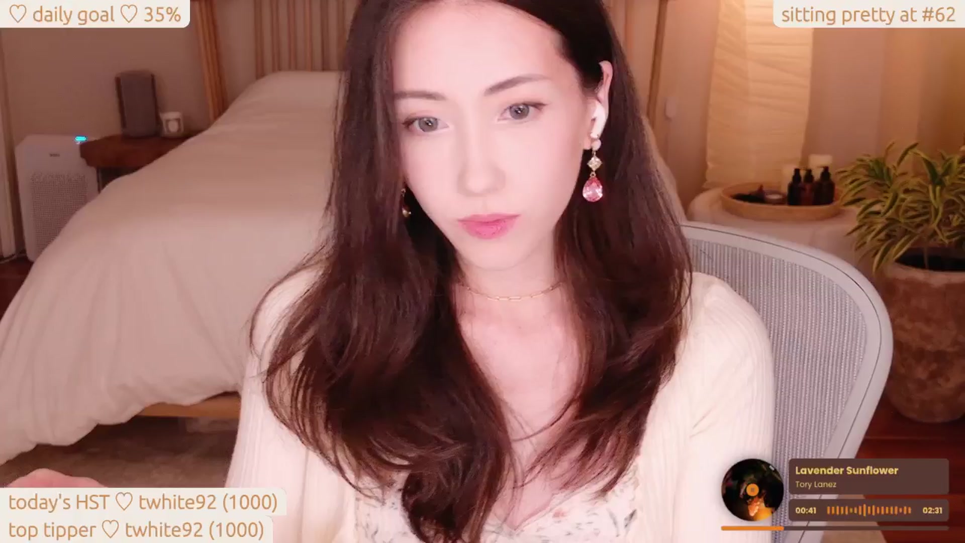 Gallery image thumbnail from lea_amano's myfreecams stream on, 09/07/2025, 09:28 image 15 of 20