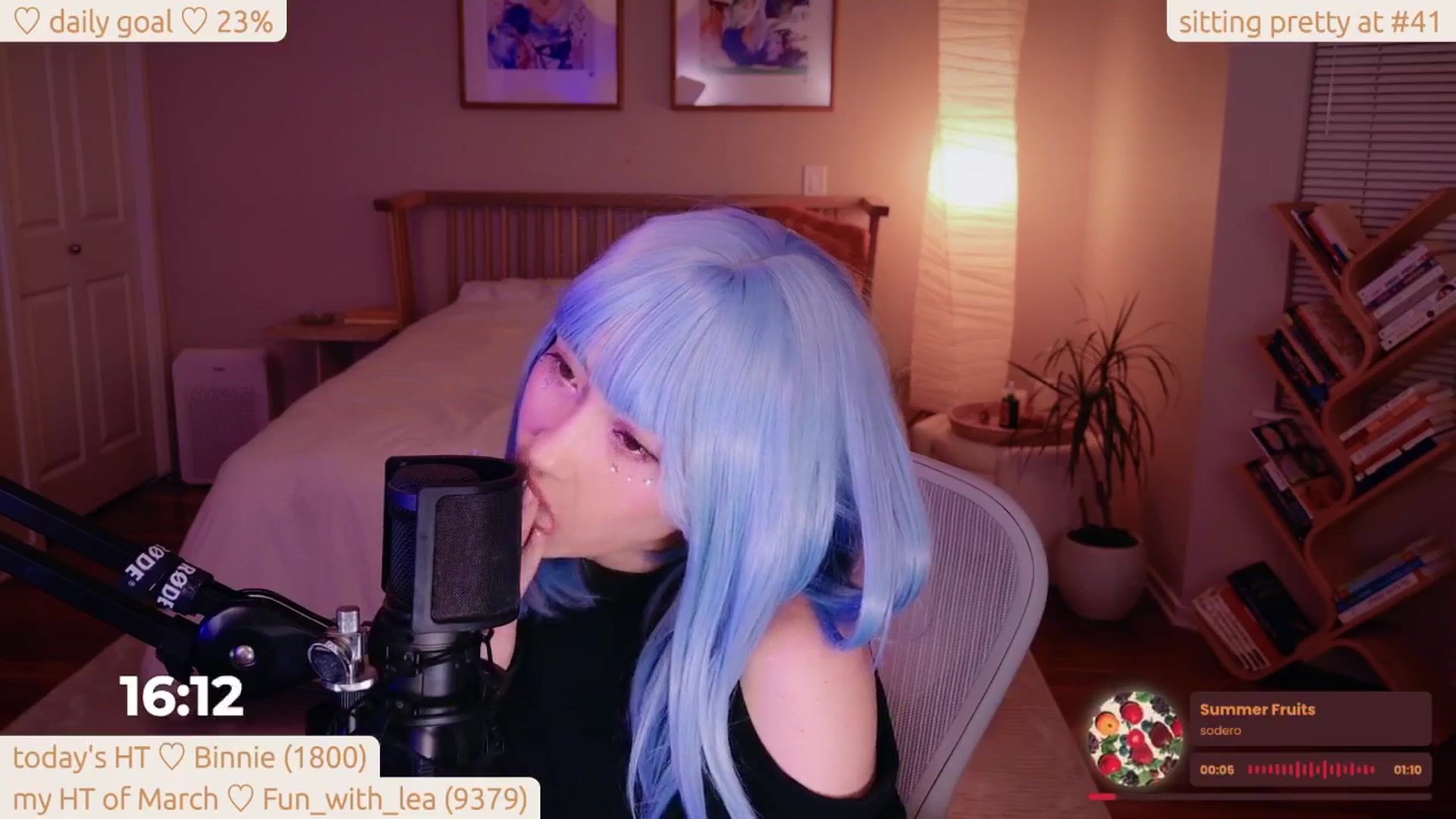 Gallery image thumbnail from lea_edges's myfreecams stream on, 03/05/2025, 07:05 image 19 of 20