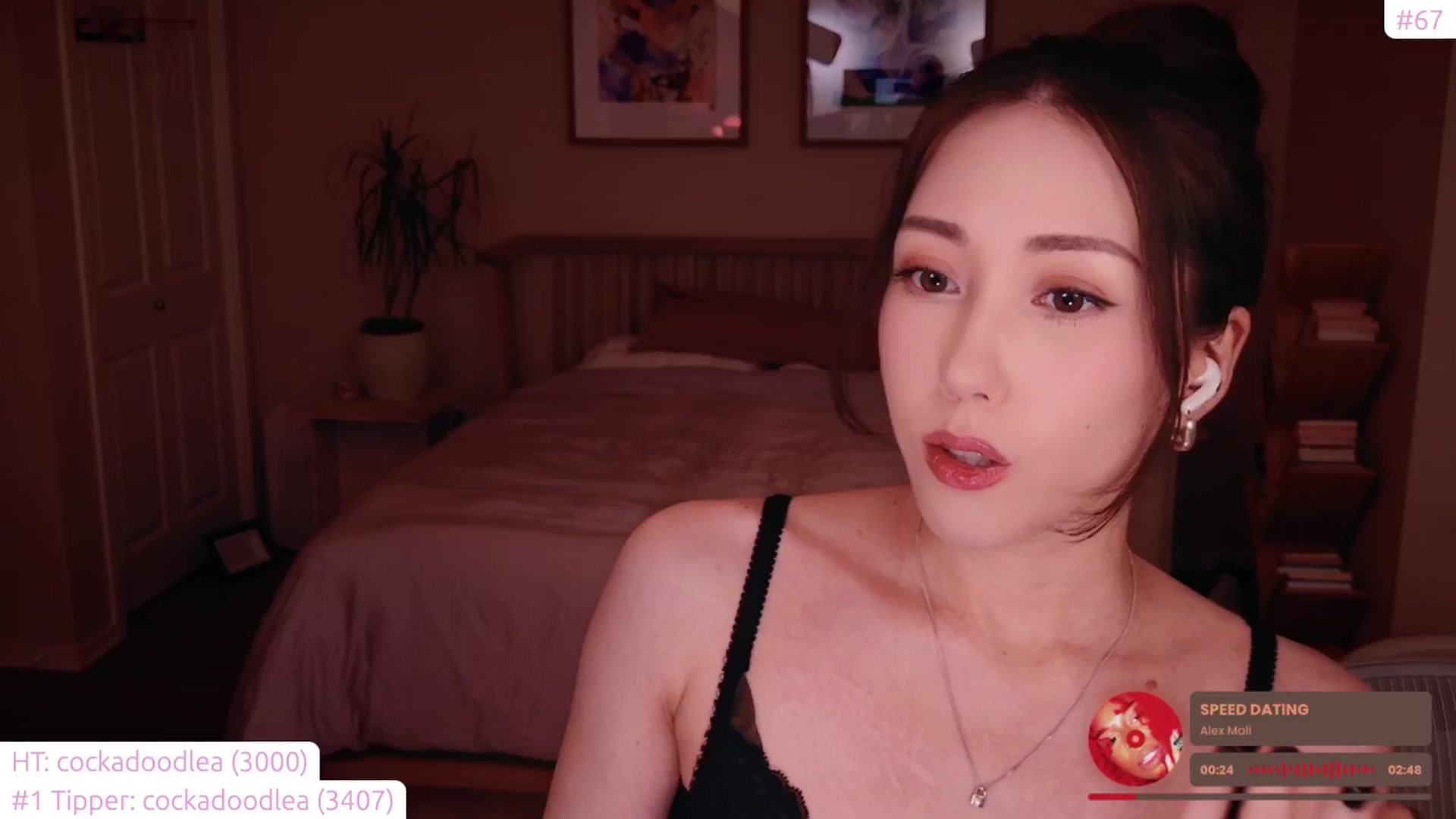Gallery image thumbnail from lea_travels's myfreecams stream on, 02/08/2025, 05:04 image 15 of 20