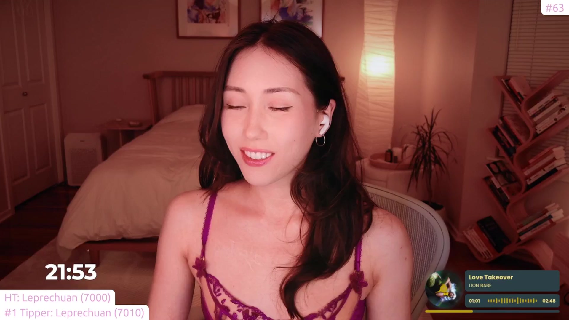 Gallery image thumbnail from lea_travels's myfreecams stream on, 02/26/2025, 06:06 image 13 of 20