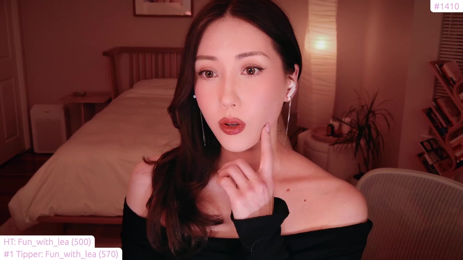 Gallery image thumbnail from lea_travels's myfreecams stream on, 03/02/2025, 06:20 image 1 of 20