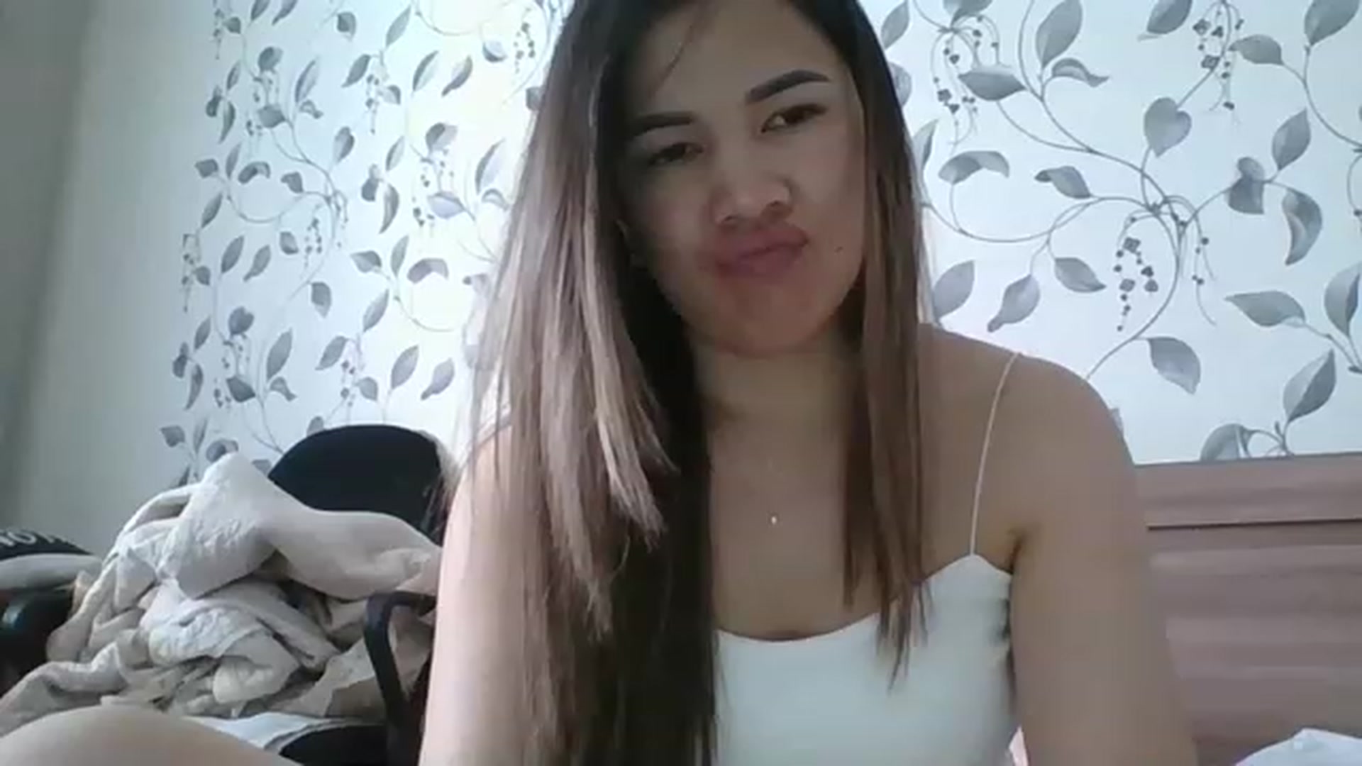 Gallery image thumbnail from leisanaqwerty's myfreecams stream on, 05/28/2023, 09:59 image 19 of 20
