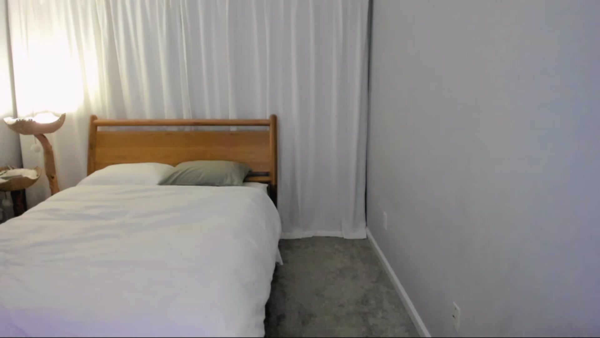 Gallery image thumbnail from lemon_'s myfreecams stream on, 01/04/2024, 04:51 image 1 of 20
