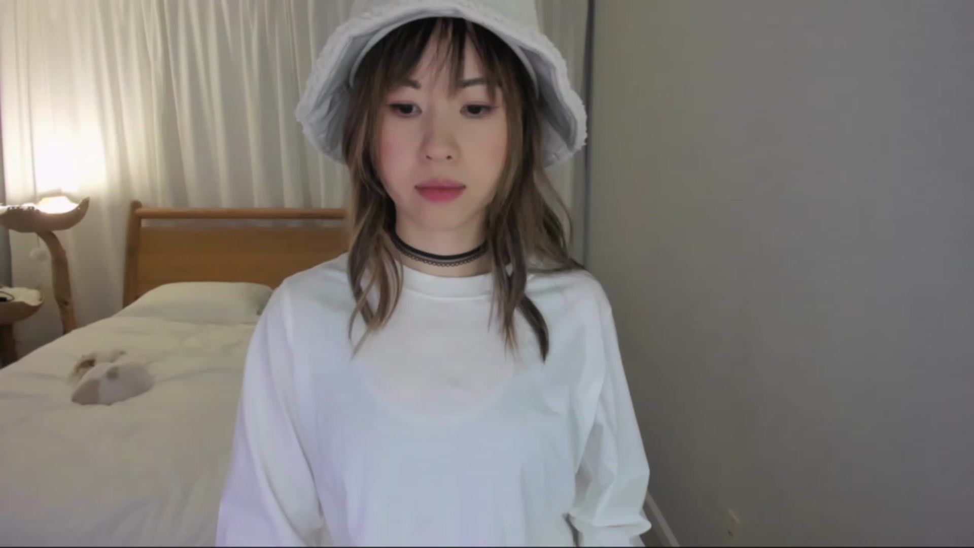 Gallery image thumbnail from lemon_'s myfreecams stream on, 01/06/2024, 05:17 image 18 of 20