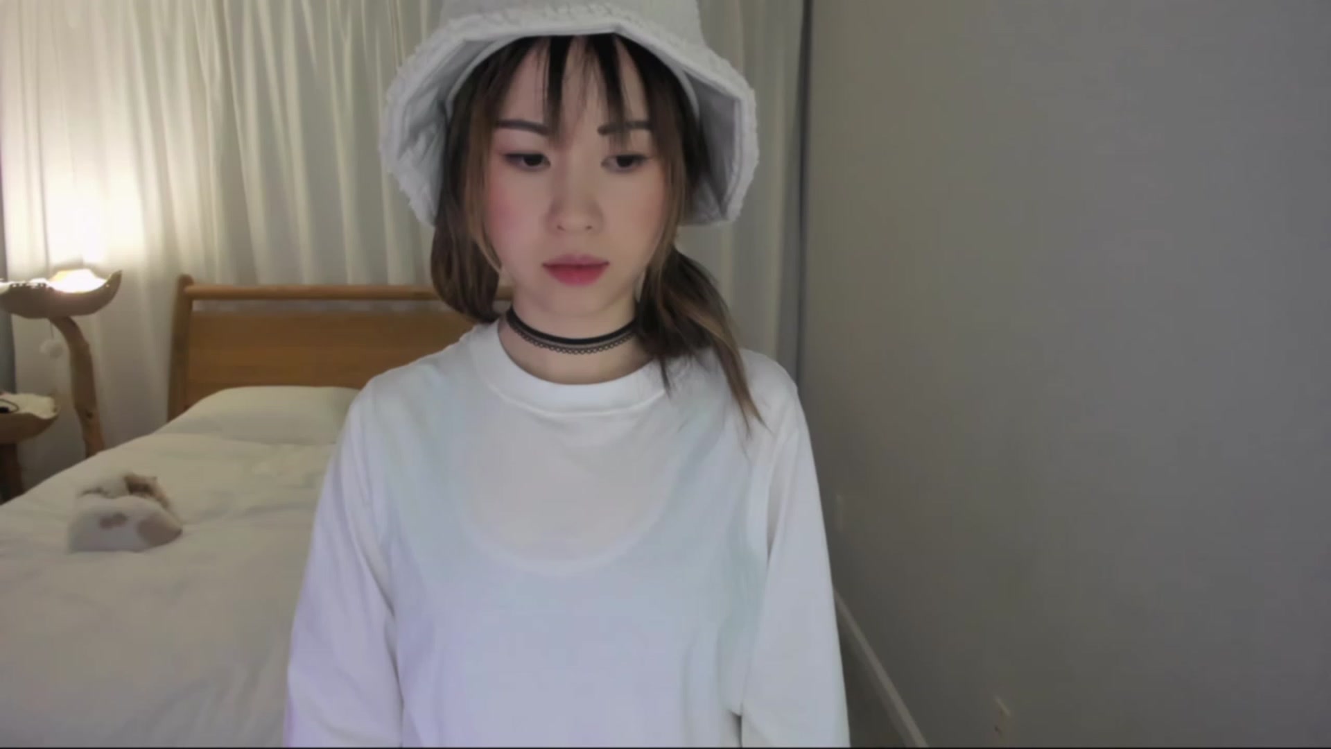 Gallery image thumbnail from lemon_'s myfreecams stream on, 01/06/2024, 05:17 image 5 of 20