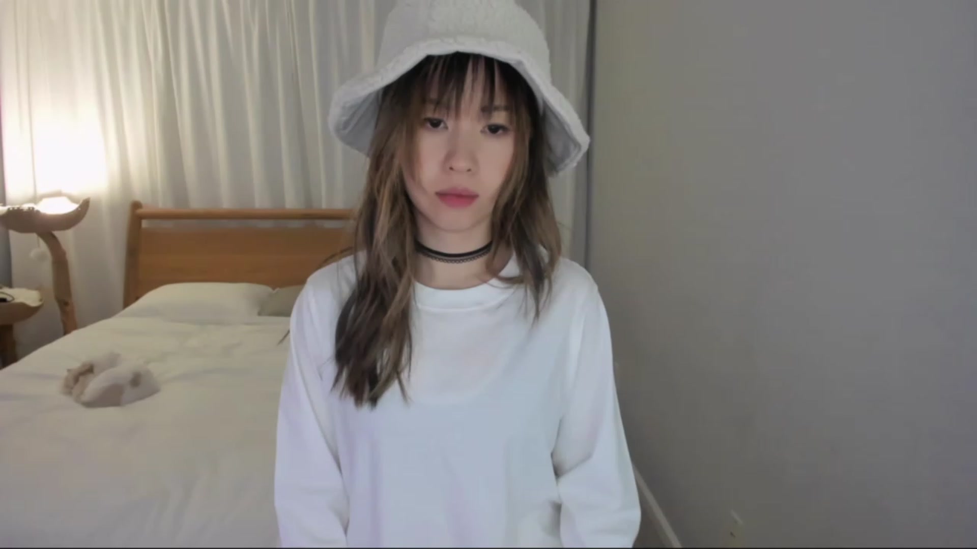 Gallery image thumbnail from lemon_'s myfreecams stream on, 01/06/2024, 05:17 image 20 of 20