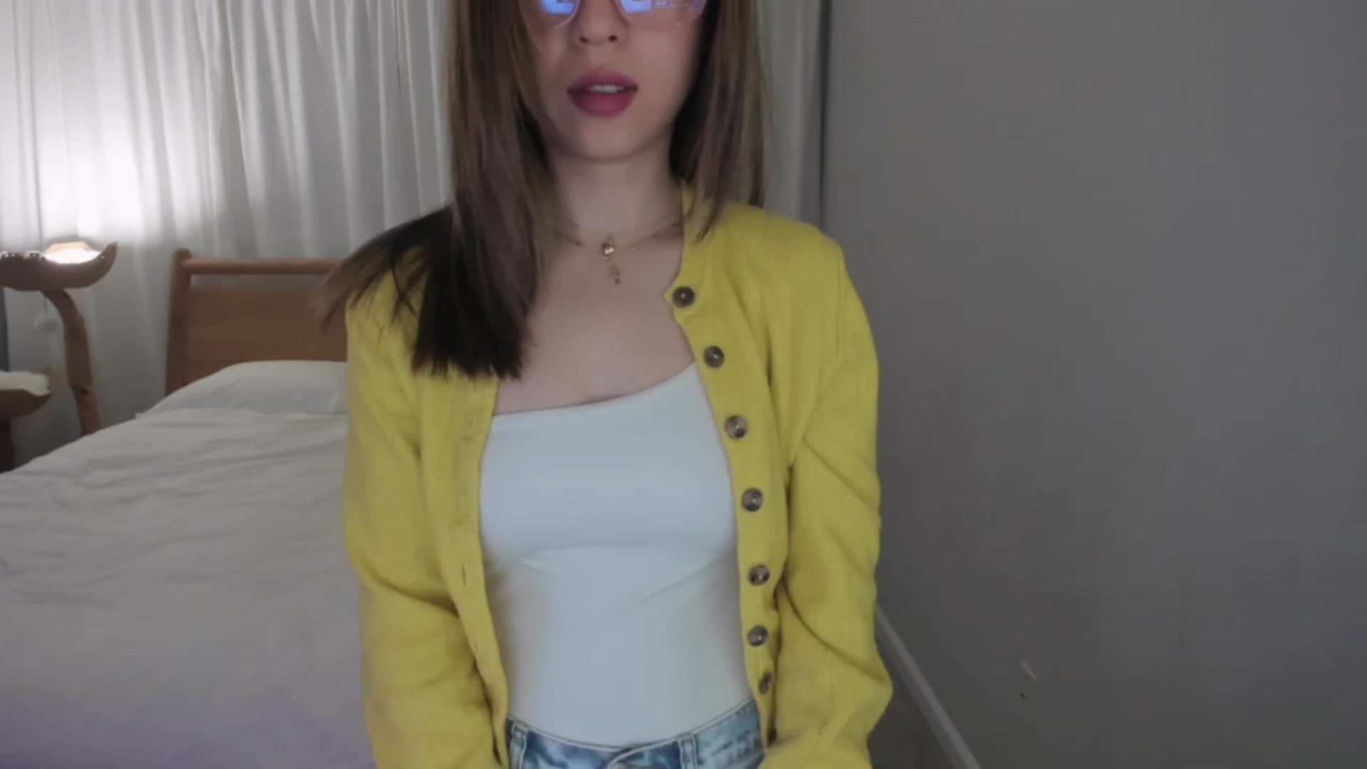 Gallery image thumbnail from lemon_'s myfreecams stream on, 01/07/2024, 24:06 image 20 of 20