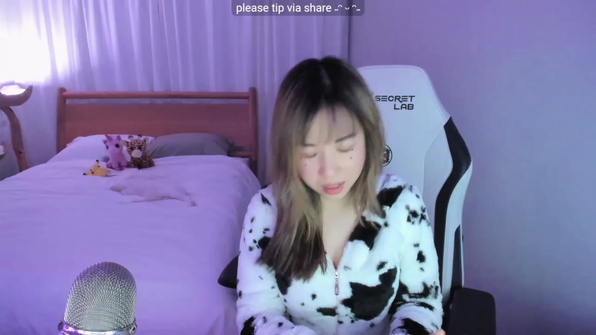 Gallery image thumbnail from lemon_'s myfreecams stream on, 01/09/2024, 24:20 image 16 of 20