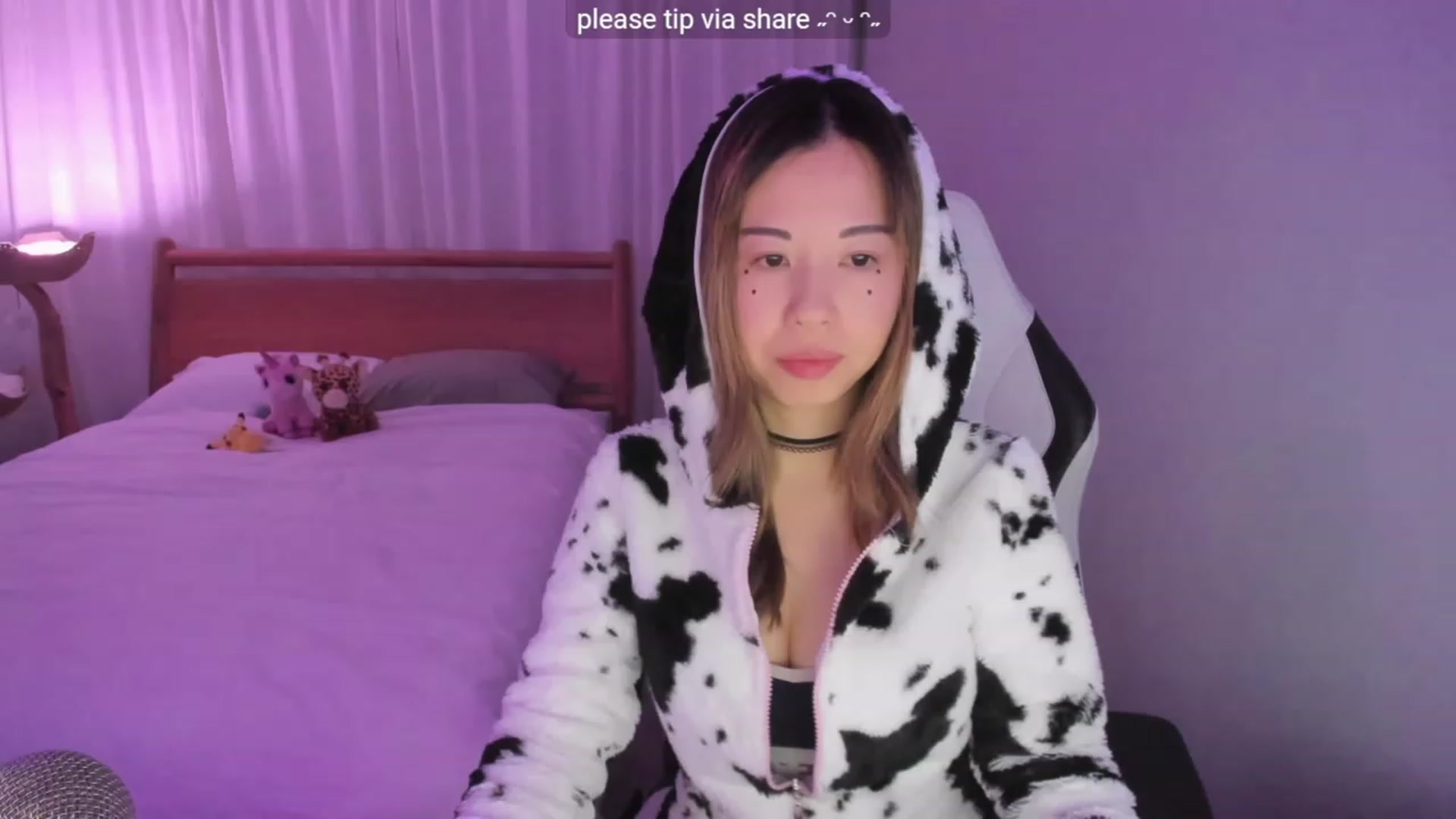 Gallery image thumbnail from lemon_'s myfreecams stream on, 01/09/2024, 03:48 image 7 of 20
