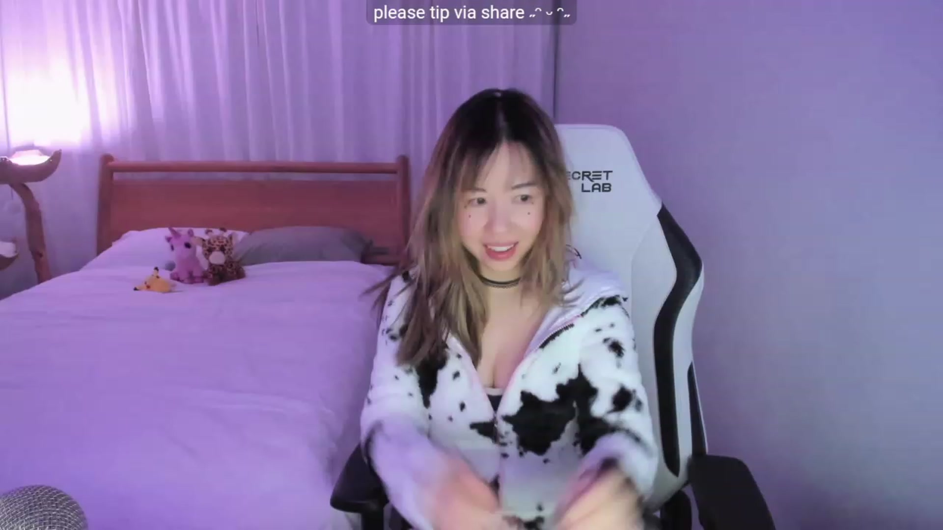 Gallery image thumbnail from lemon_'s myfreecams stream on, 01/09/2024, 03:48 image 9 of 20