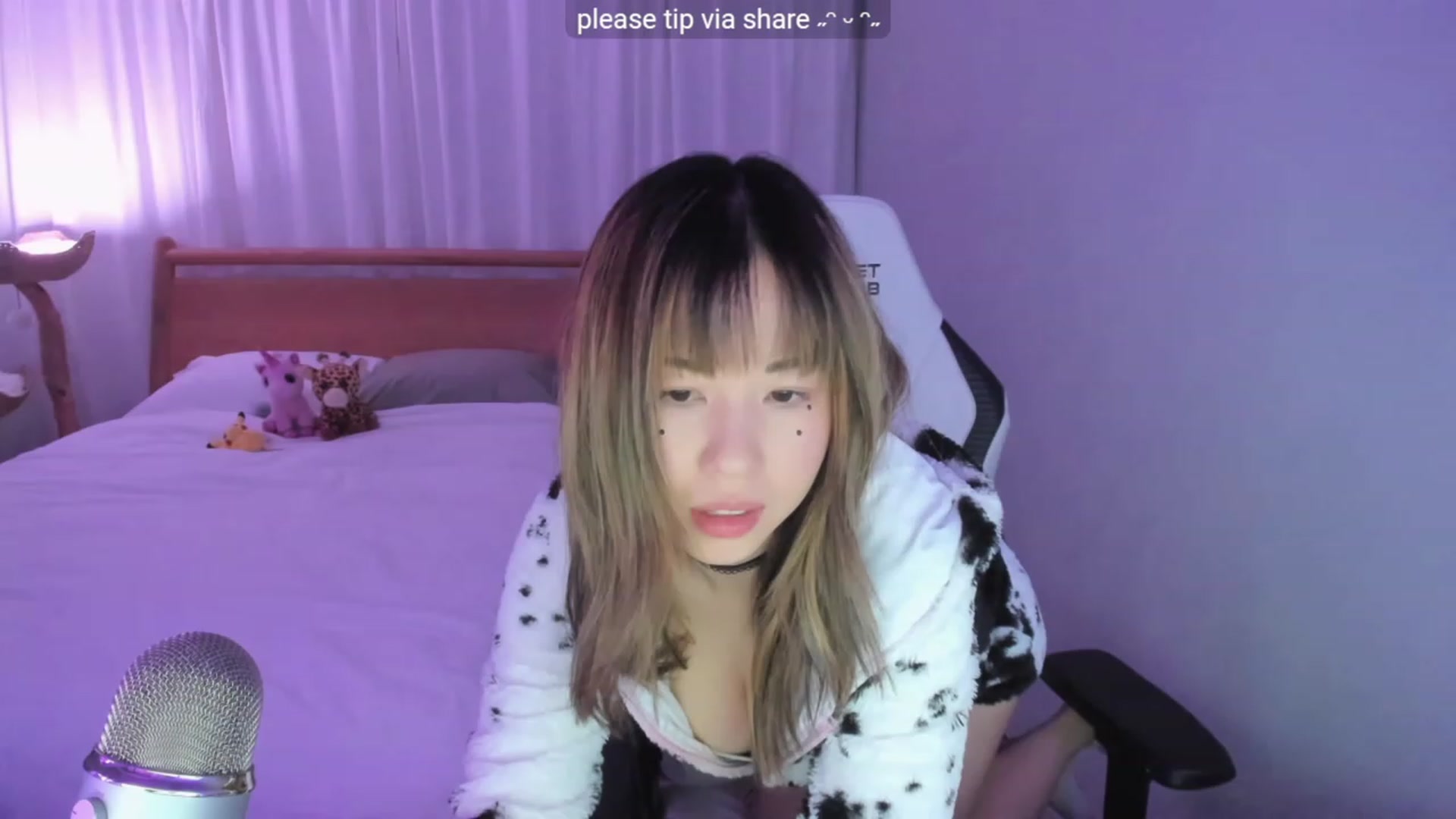 Gallery image thumbnail from lemon_'s myfreecams stream on, 01/09/2024, 03:48 image 16 of 20