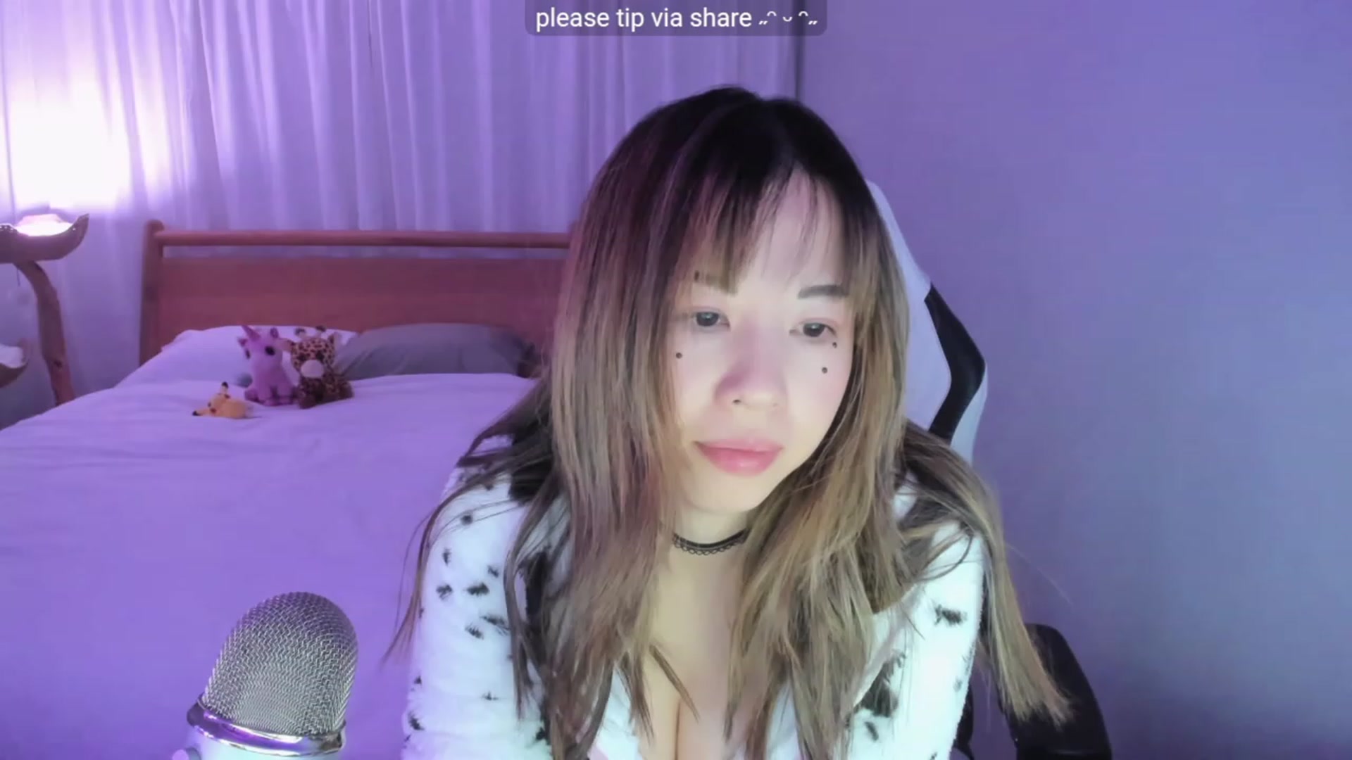 Gallery image thumbnail from lemon_'s myfreecams stream on, 01/09/2024, 03:48 image 2 of 20