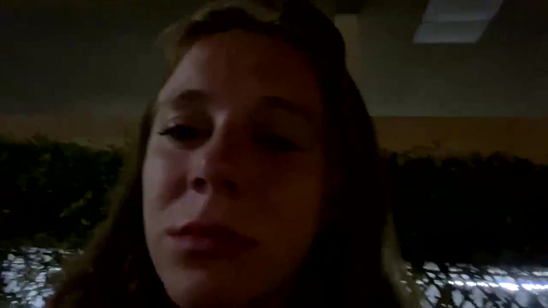 Gallery image thumbnail from lesliee7's myfreecams stream on, 08/11/2023, 10:34 image 3 of 20