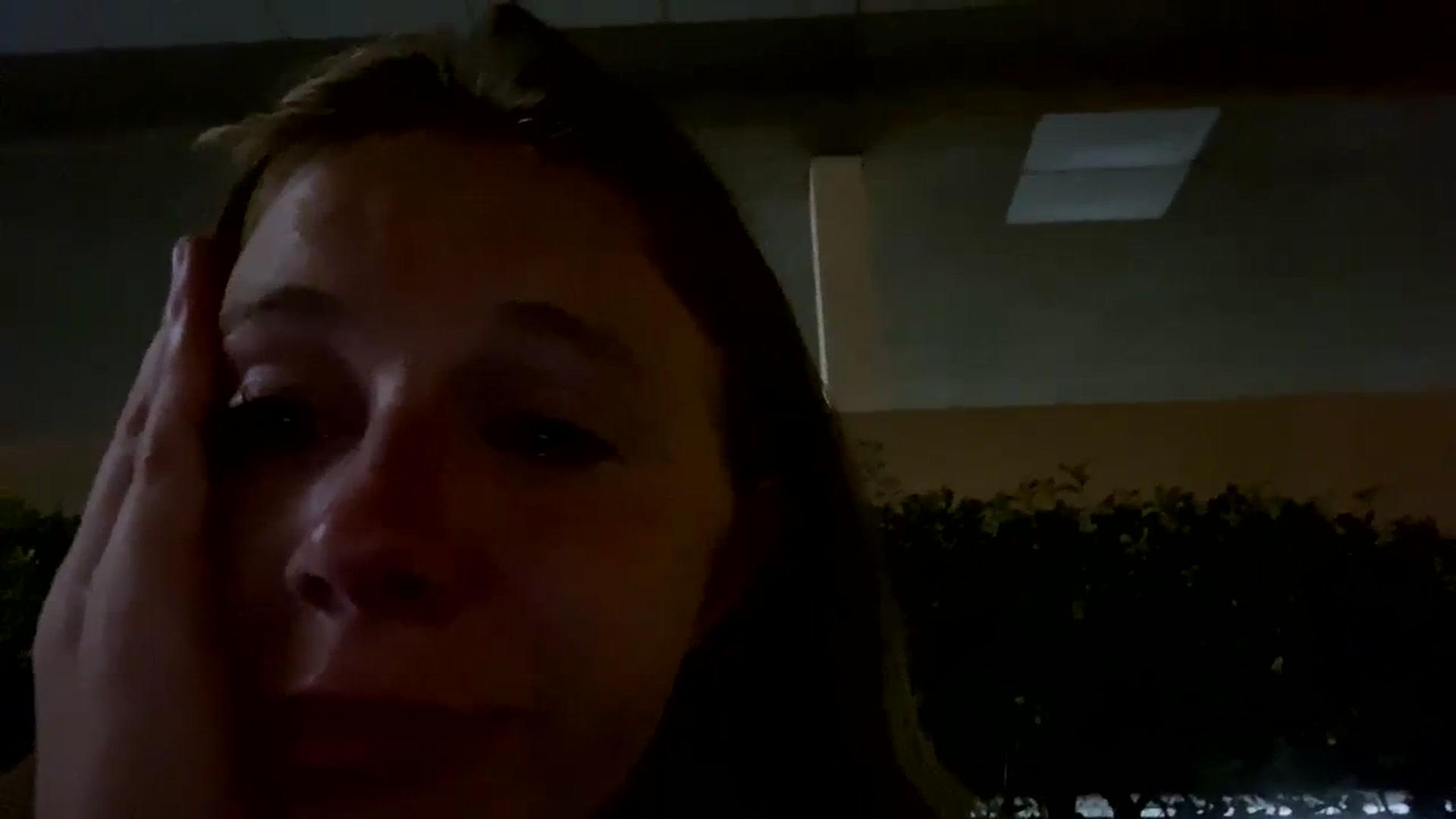 Gallery image thumbnail from lesliee7's myfreecams stream on, 08/11/2023, 10:34 image 9 of 20