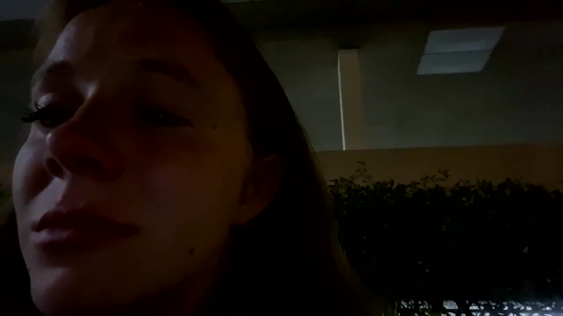 Gallery image thumbnail from lesliee7's myfreecams stream on, 08/11/2023, 10:34 image 10 of 20