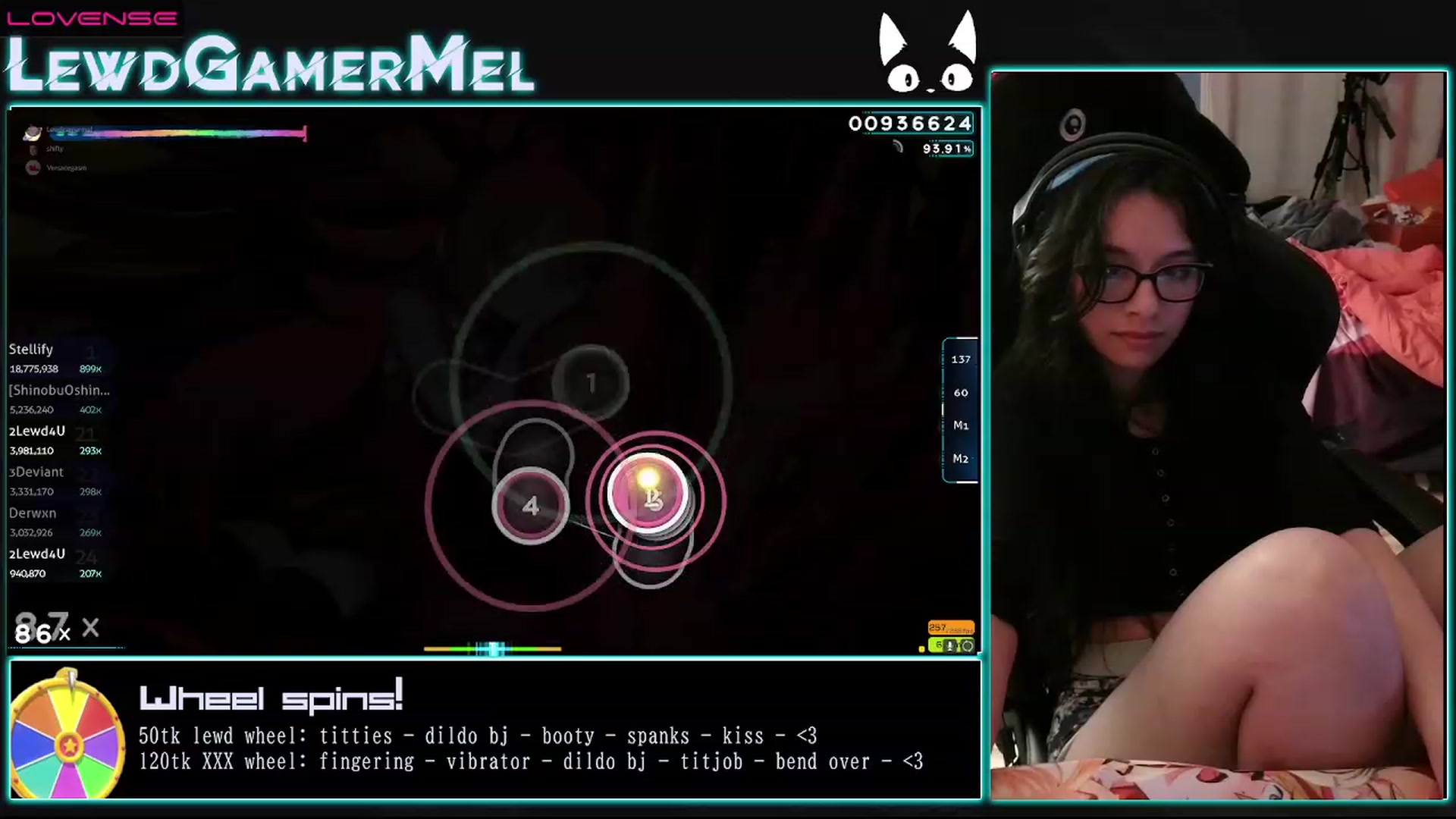 Gallery image thumbnail from lewdgamermel's myfreecams stream on, 11/17/2022, 09:20 image 14 of 20