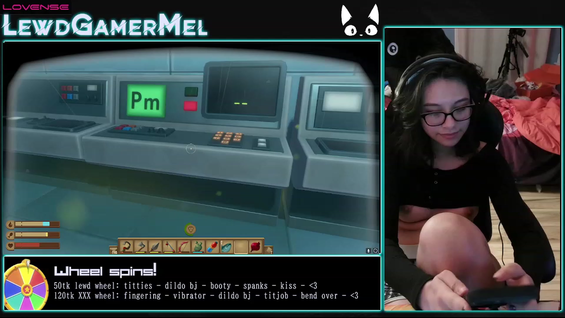Gallery image thumbnail from lewdgamermel's myfreecams stream on, 11/17/2022, 09:20 image 2 of 20