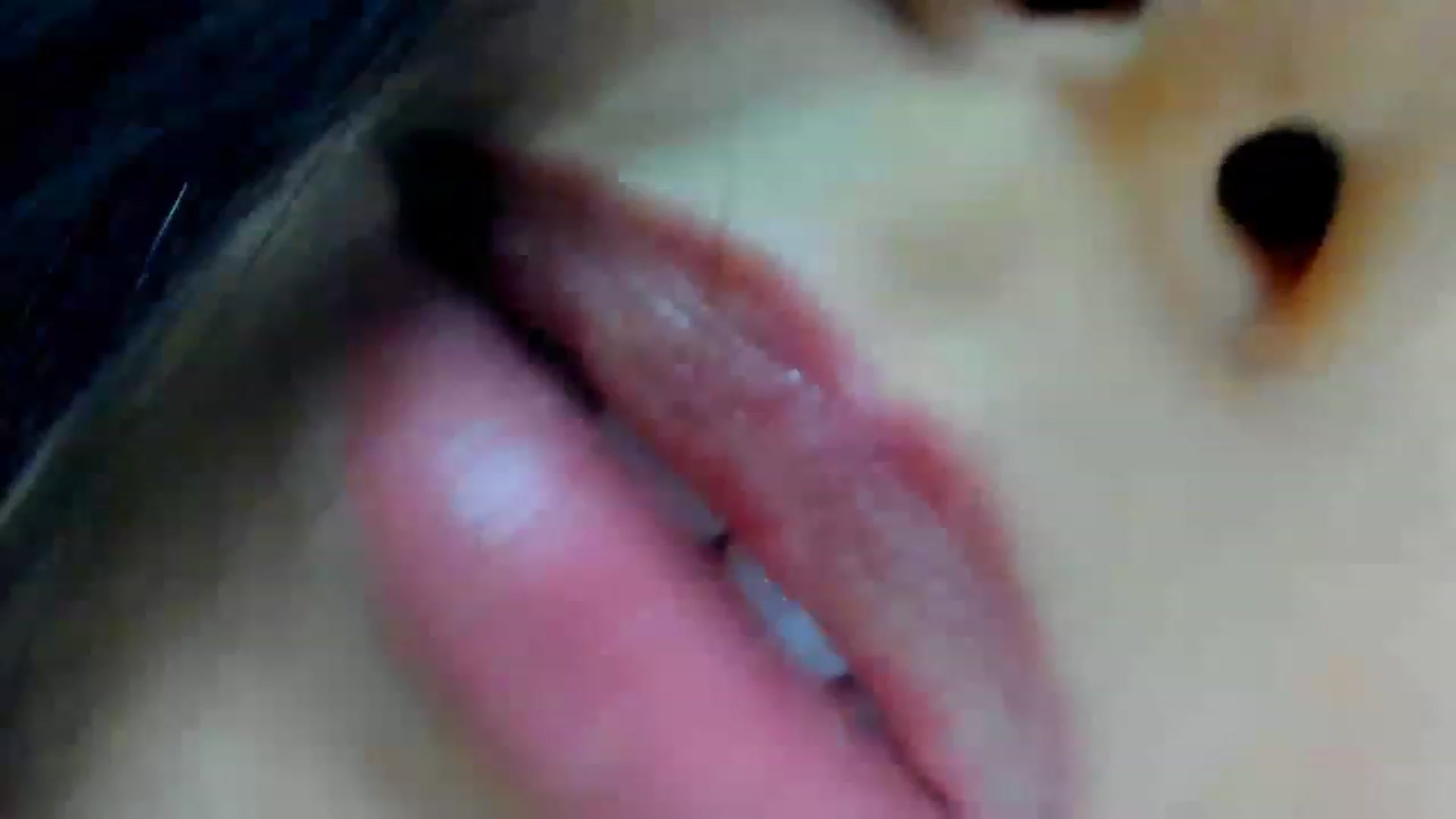 Gallery image thumbnail from leyla_blue's myfreecams stream on, 03/12/2023, 02:08 image 11 of 20