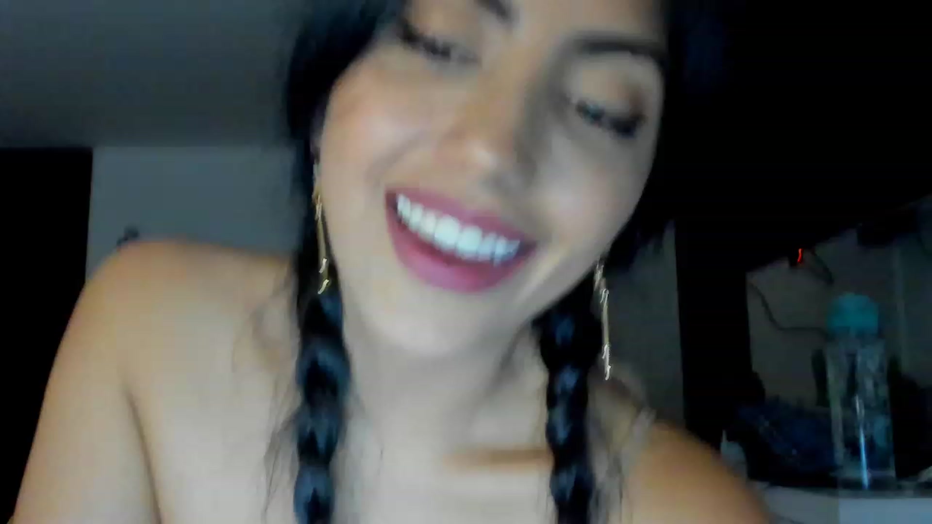 Gallery image thumbnail from leyla_blue's myfreecams stream on, 05/28/2023, 23:48 image 11 of 20