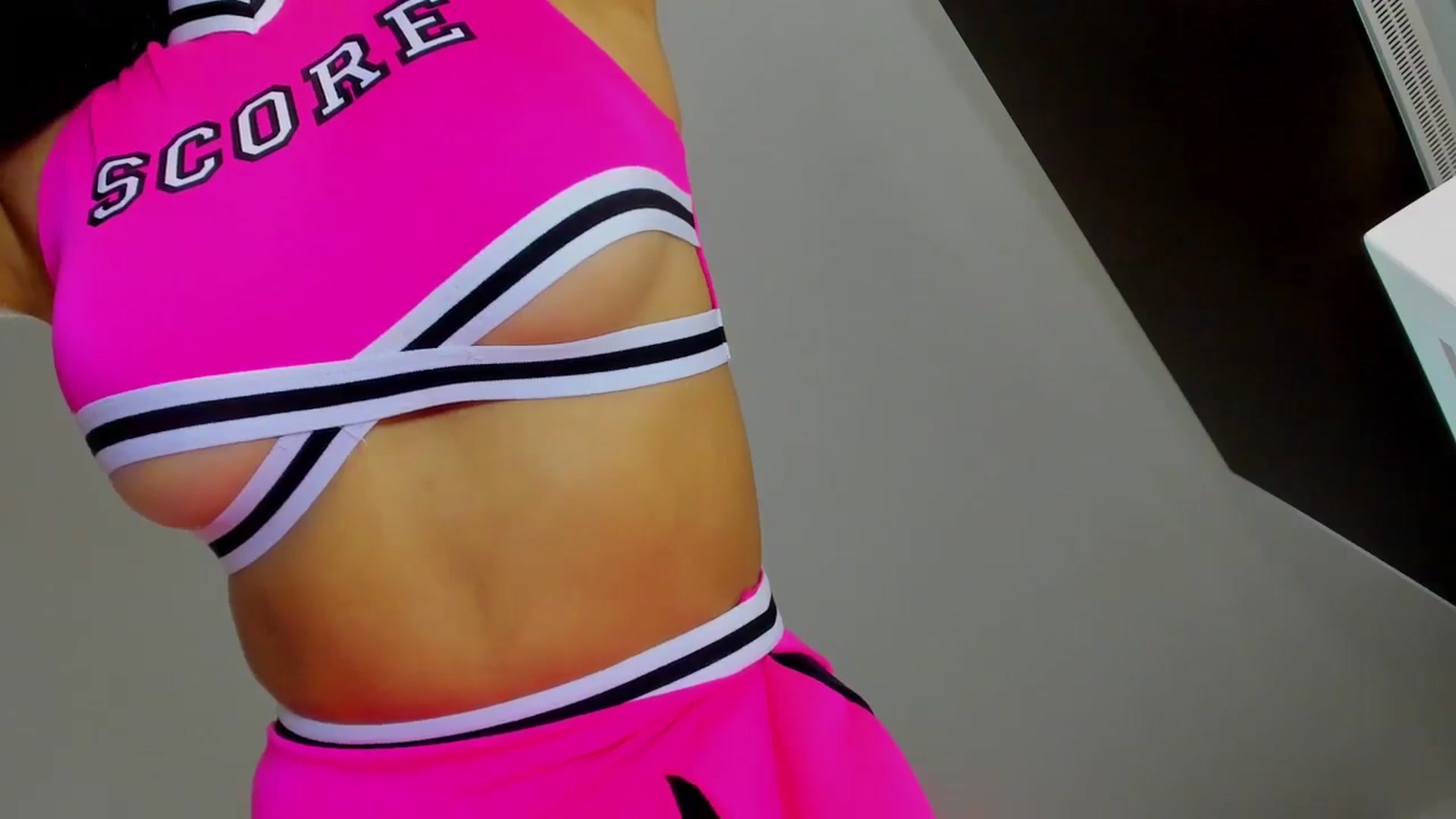 Gallery image thumbnail from leyla_blue's myfreecams stream on, 11/01/2023, 03:34 image 15 of 20