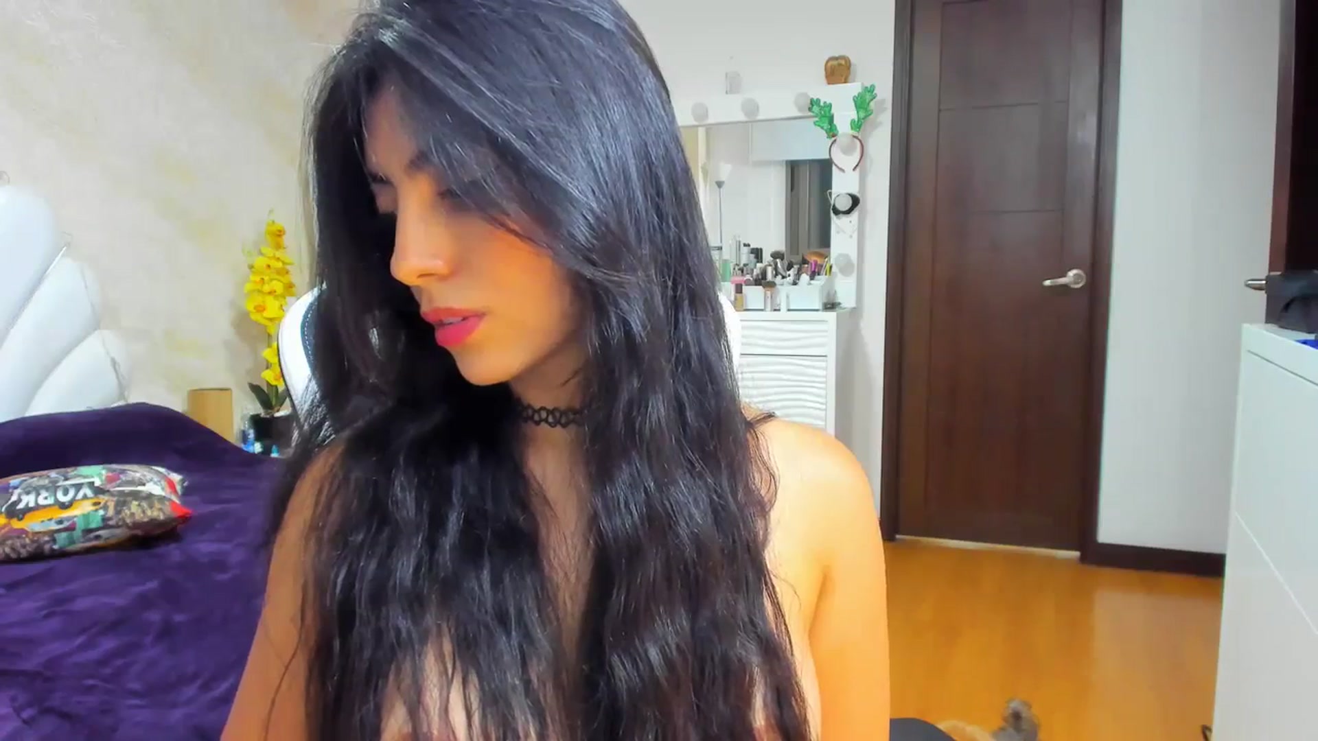 Gallery image thumbnail from leyla_blue's myfreecams stream on, 12/01/2023, 04:34 image 8 of 20