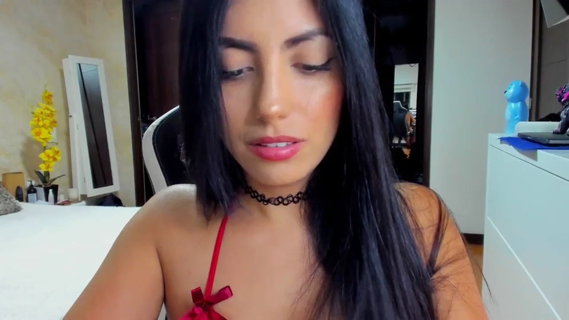 Gallery image thumbnail from leyla_blue's myfreecams stream on, 01/30/2024, 03:36 image 19 of 20