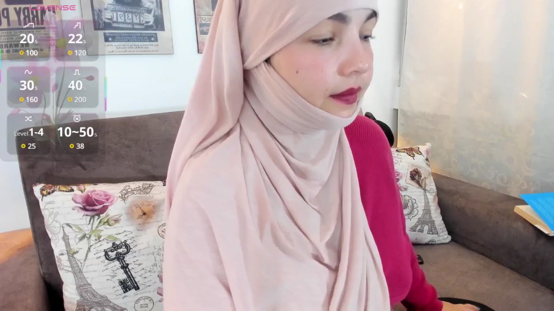 Gallery image thumbnail from liah01's myfreecams stream on, 04/14/2025, 22:35 image 5 of 20