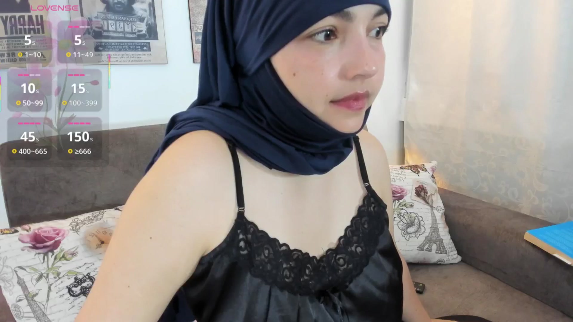 Gallery image thumbnail from liah01's myfreecams stream on, 04/17/2025, 19:12 image 4 of 20