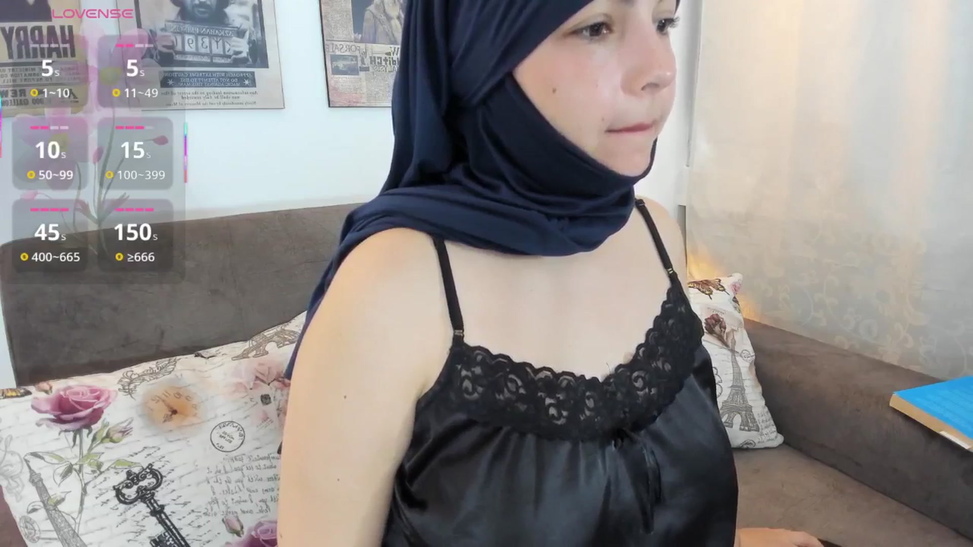 Gallery image thumbnail from liah01's myfreecams stream on, 04/17/2025, 19:12 image 6 of 20