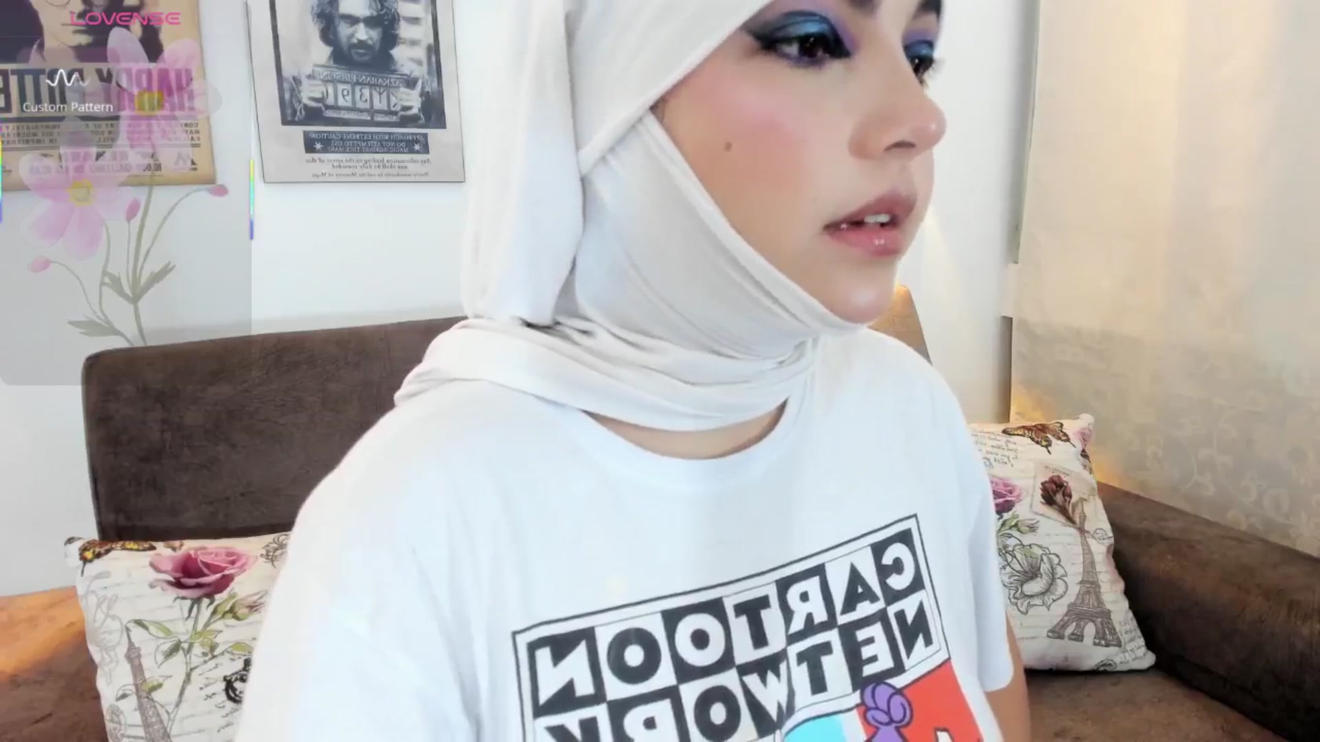 Gallery image thumbnail from liah01's myfreecams stream on, 04/20/2025, 11:35 image 3 of 20